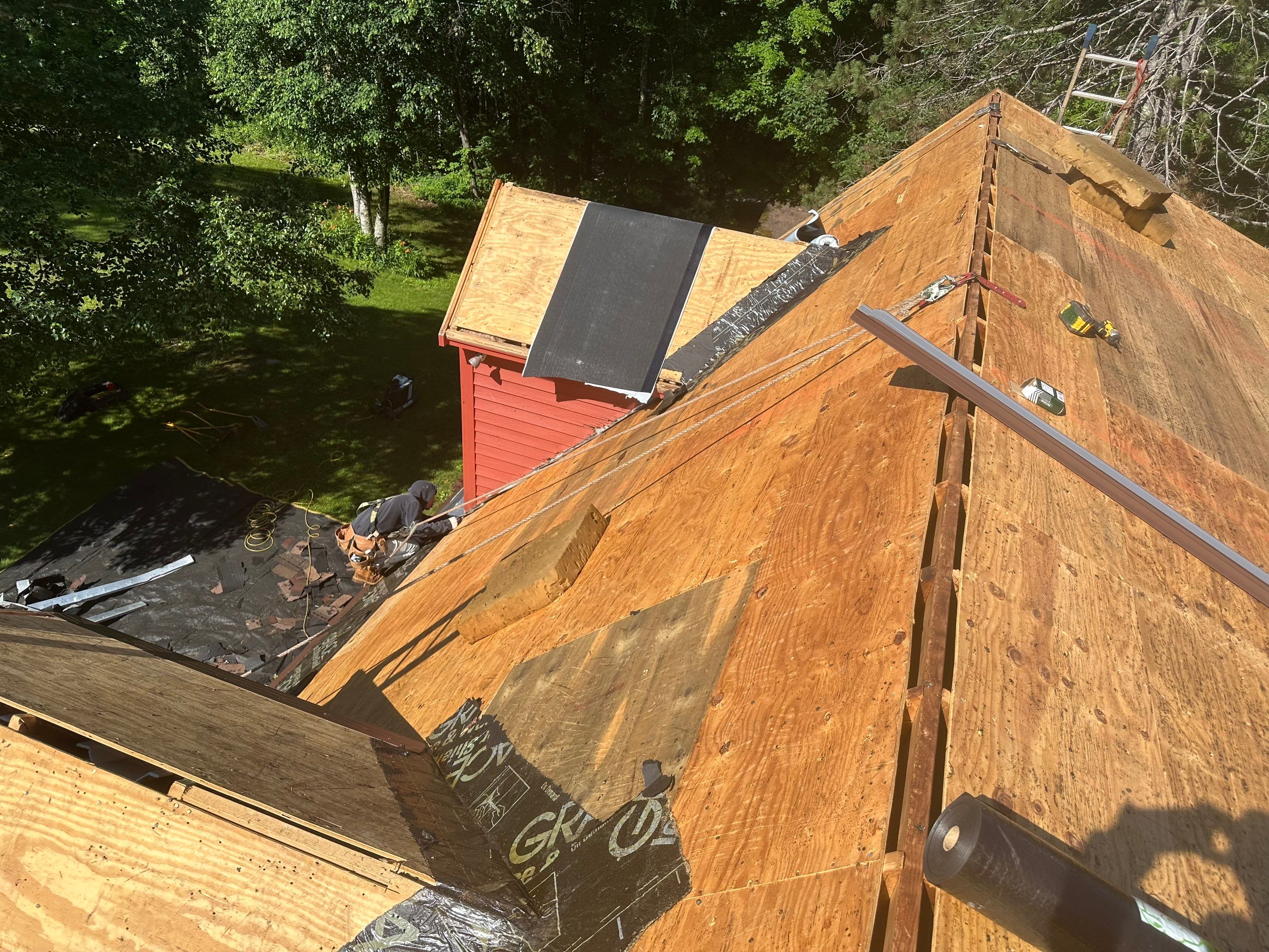 Deerfield, NH – Owens Corning Roof Replacement Showcase by Tall pine roofing