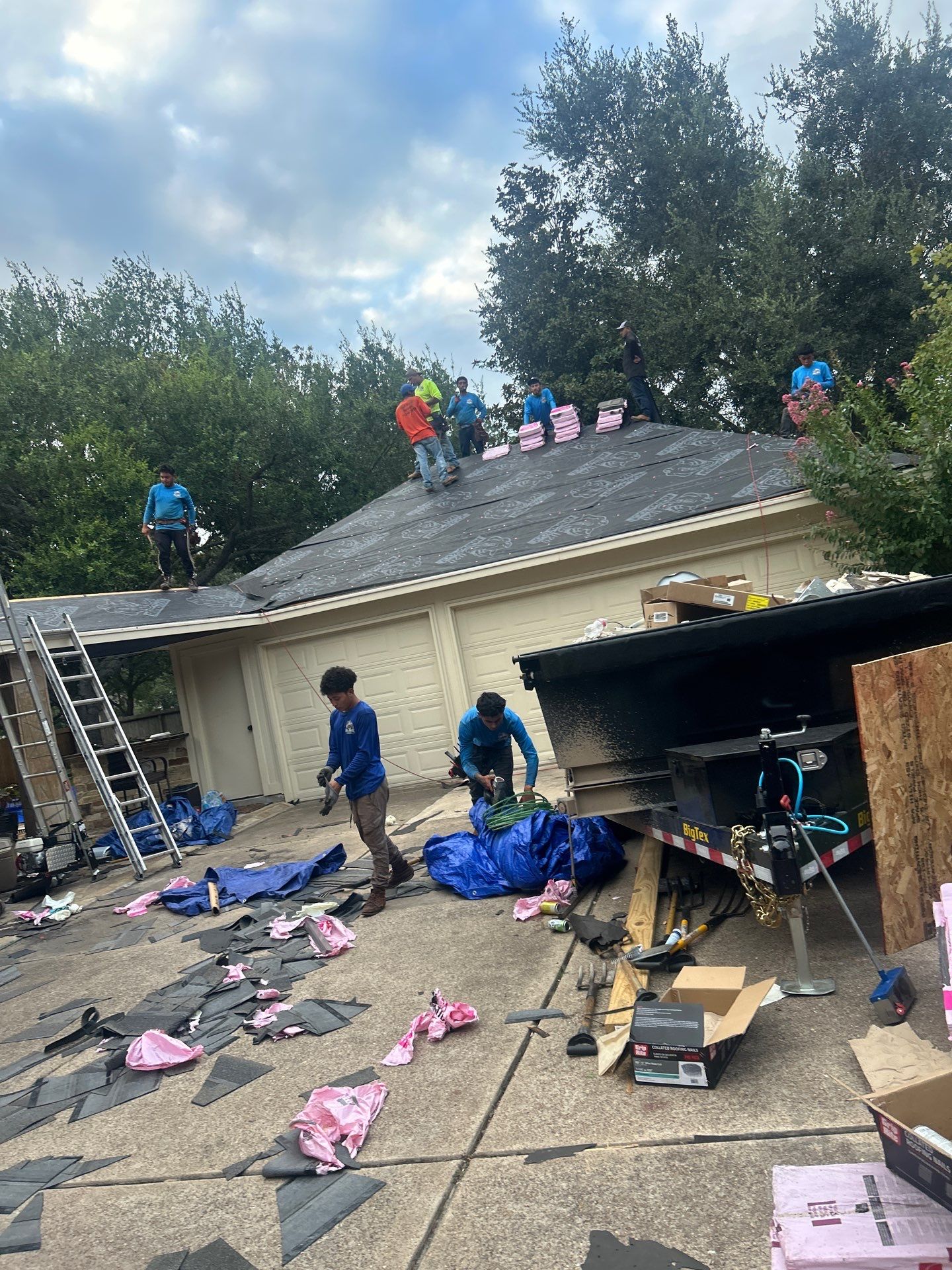 Residential Roofing Installation using Owen's Corning Duration (Lifetime) Shingles by Roof Repair Company