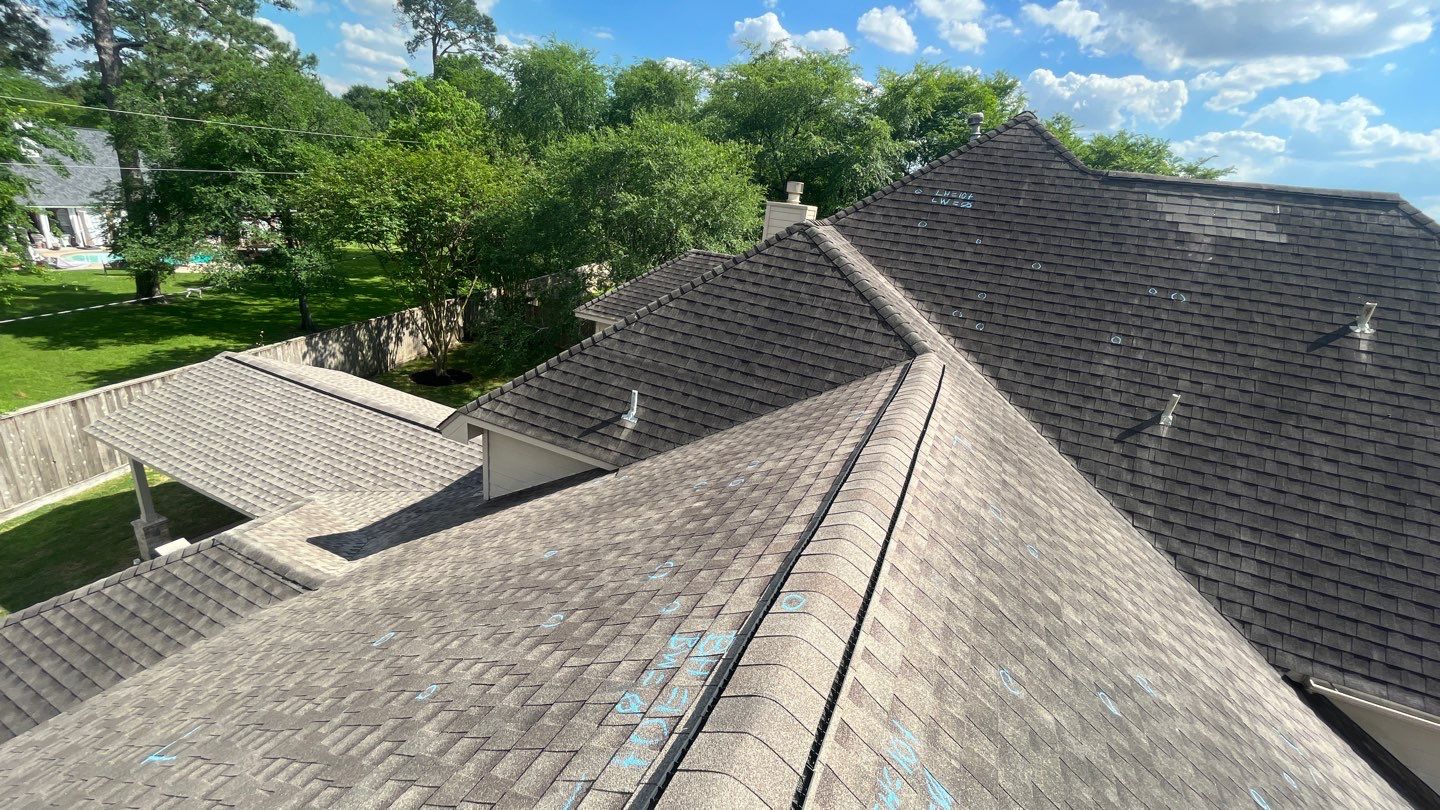 Residential Roofing Installation using Owen's Corning Duration by Roof Concepts Construction