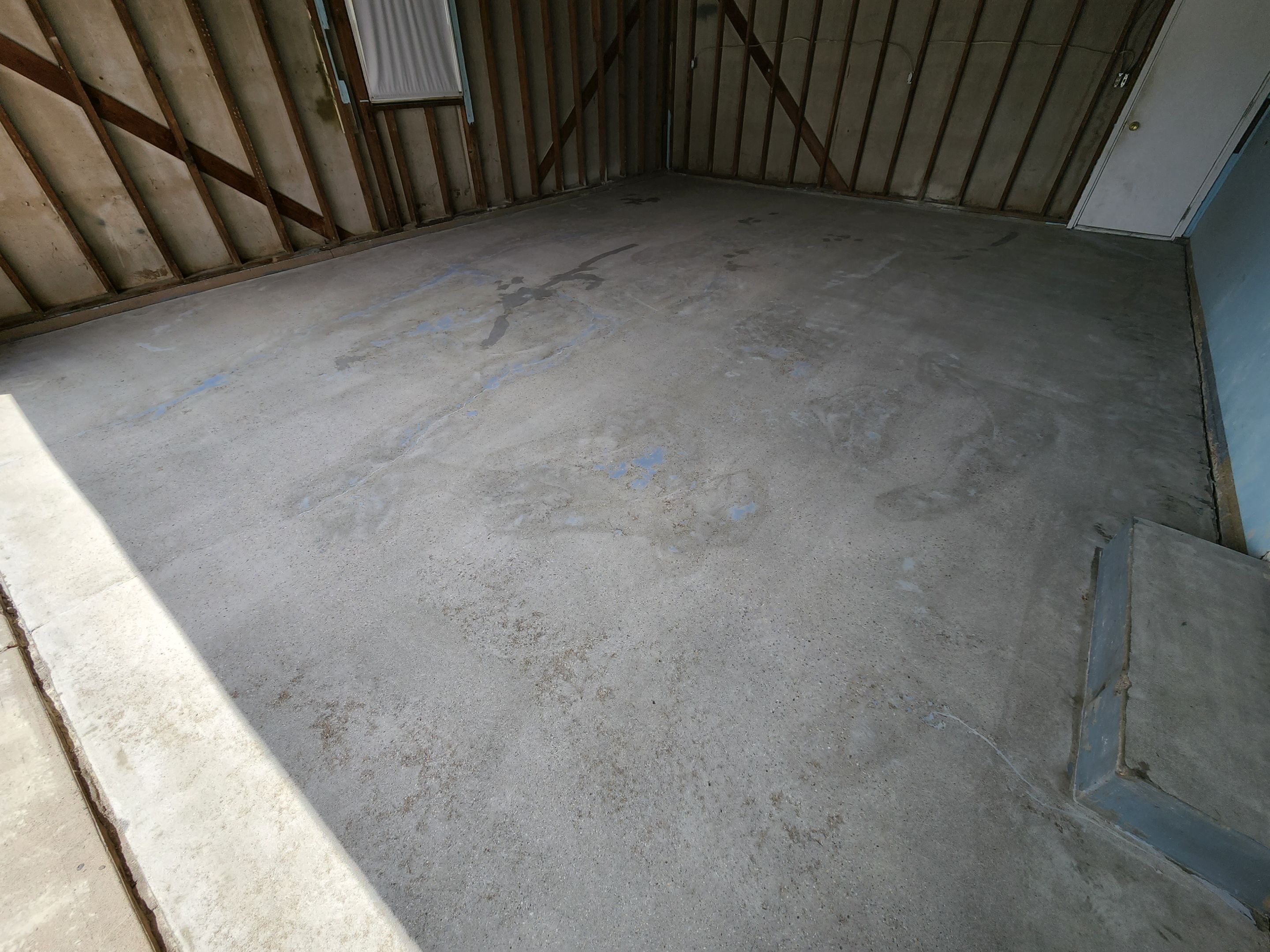 Garage using Mount Everest by Select Painting, Coatings & Garage Cabinets