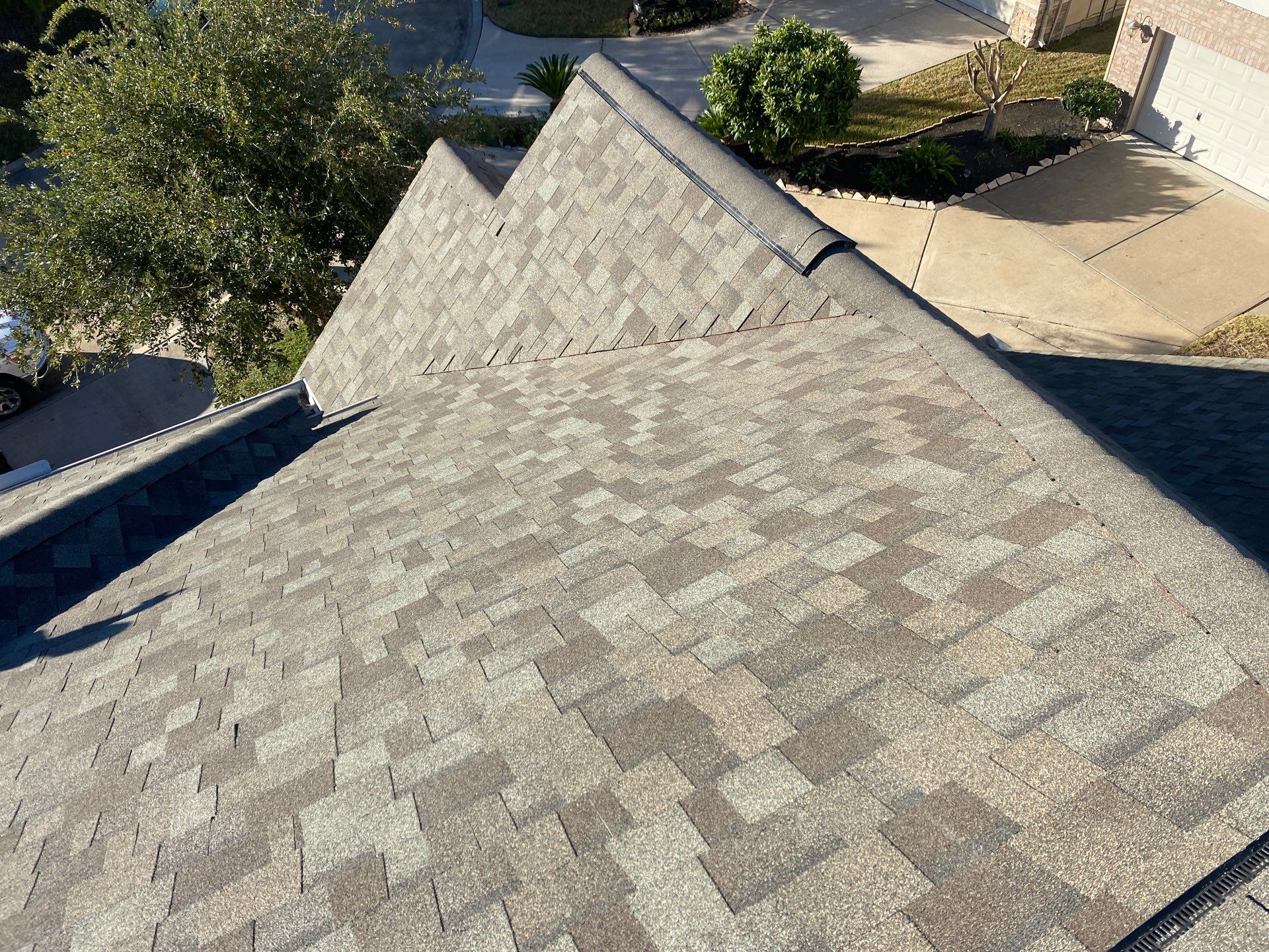 Residential Roofing Installation using Owen's Corning Duration (Lifetime) Shingles by Roof Repair Company