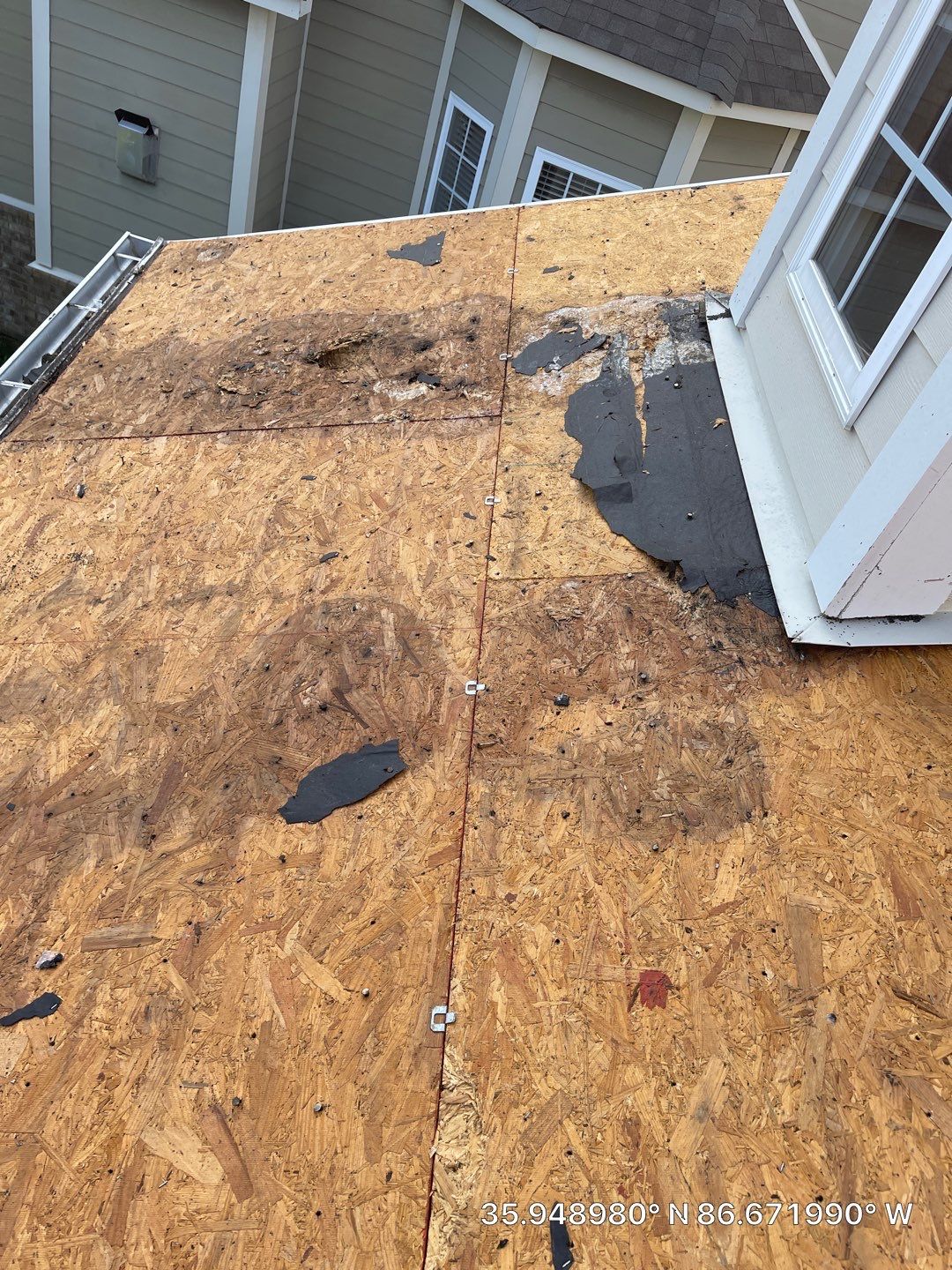 Residential Roofing Installation using Owens Corning Oakridge Roofing System by Undersun Roofing 