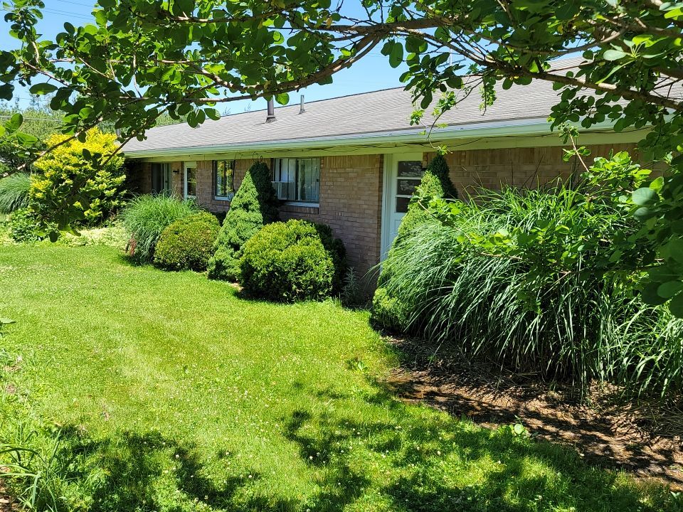 Brand: Atlas Pinnacle Color: Copper Canyon Drip: Royal Brown by Eagle Eye Roofing