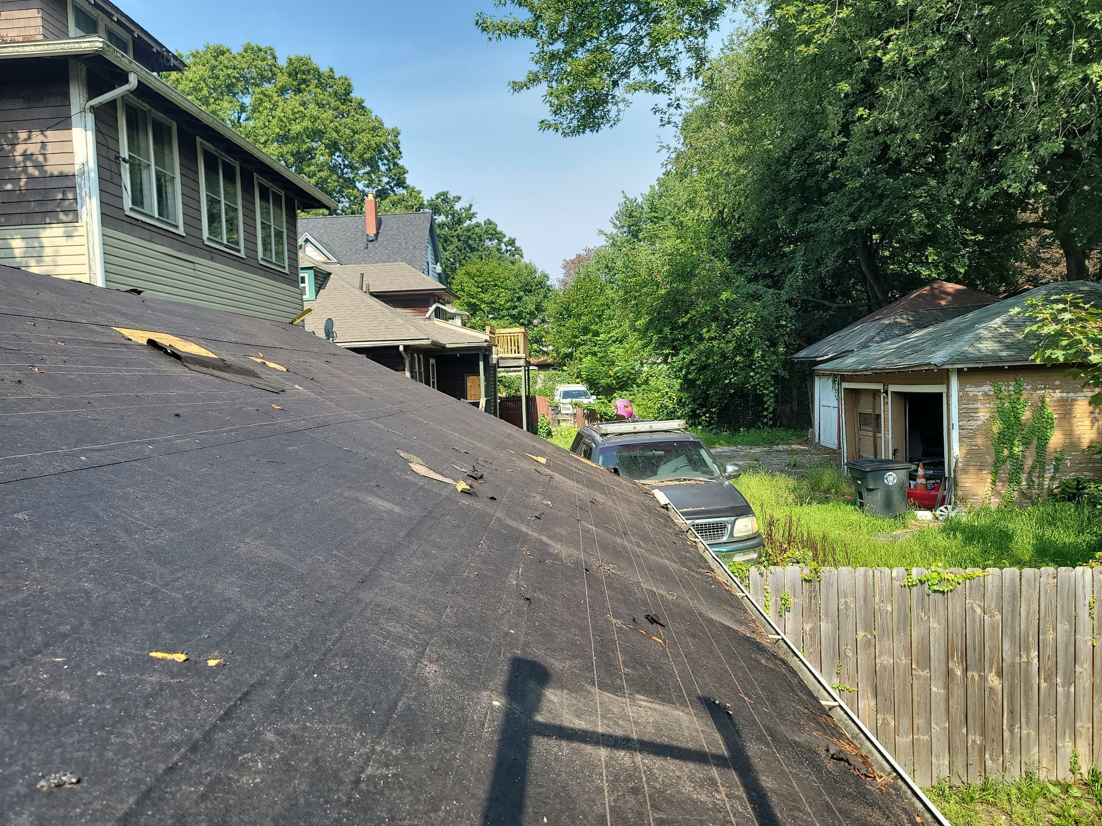 Atlas Pinnacle, Color: Heatherblend, Drip Edge: White by Eagle Eye Roofing