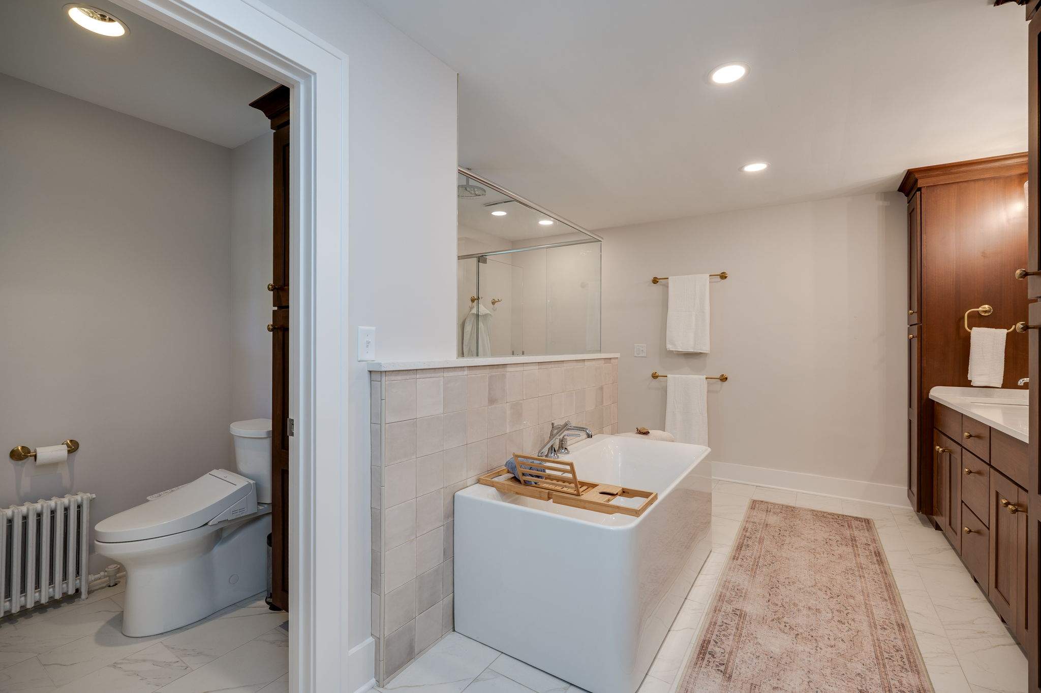 Oakwood Primary Bathroom & 2nd Floor Laundry by Zengel Group