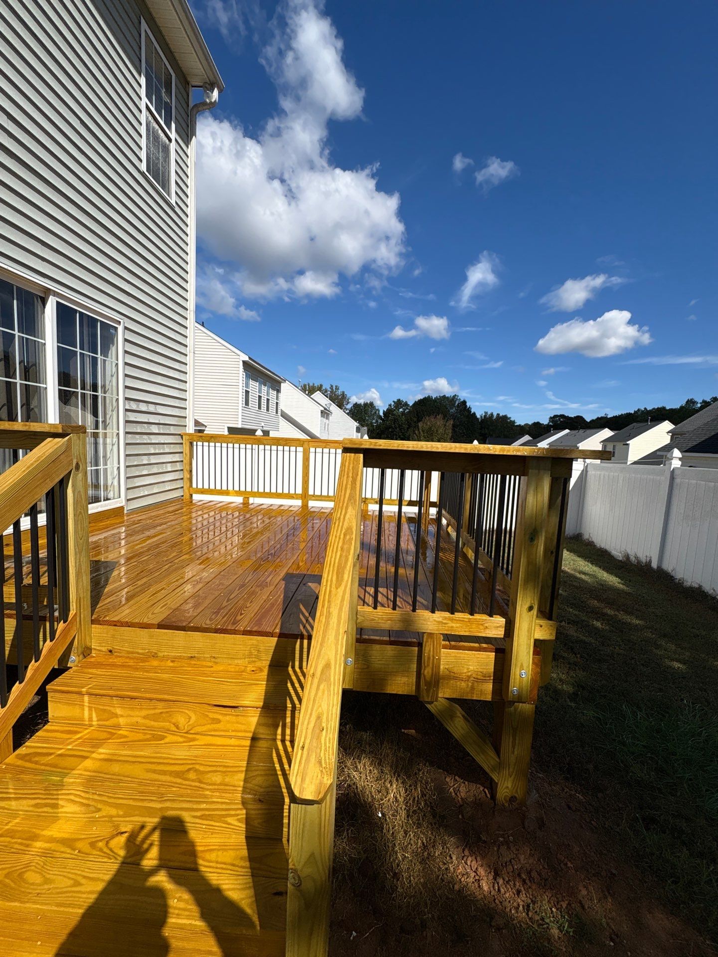 Wood Deck using Wood Sealant by DuraSeal