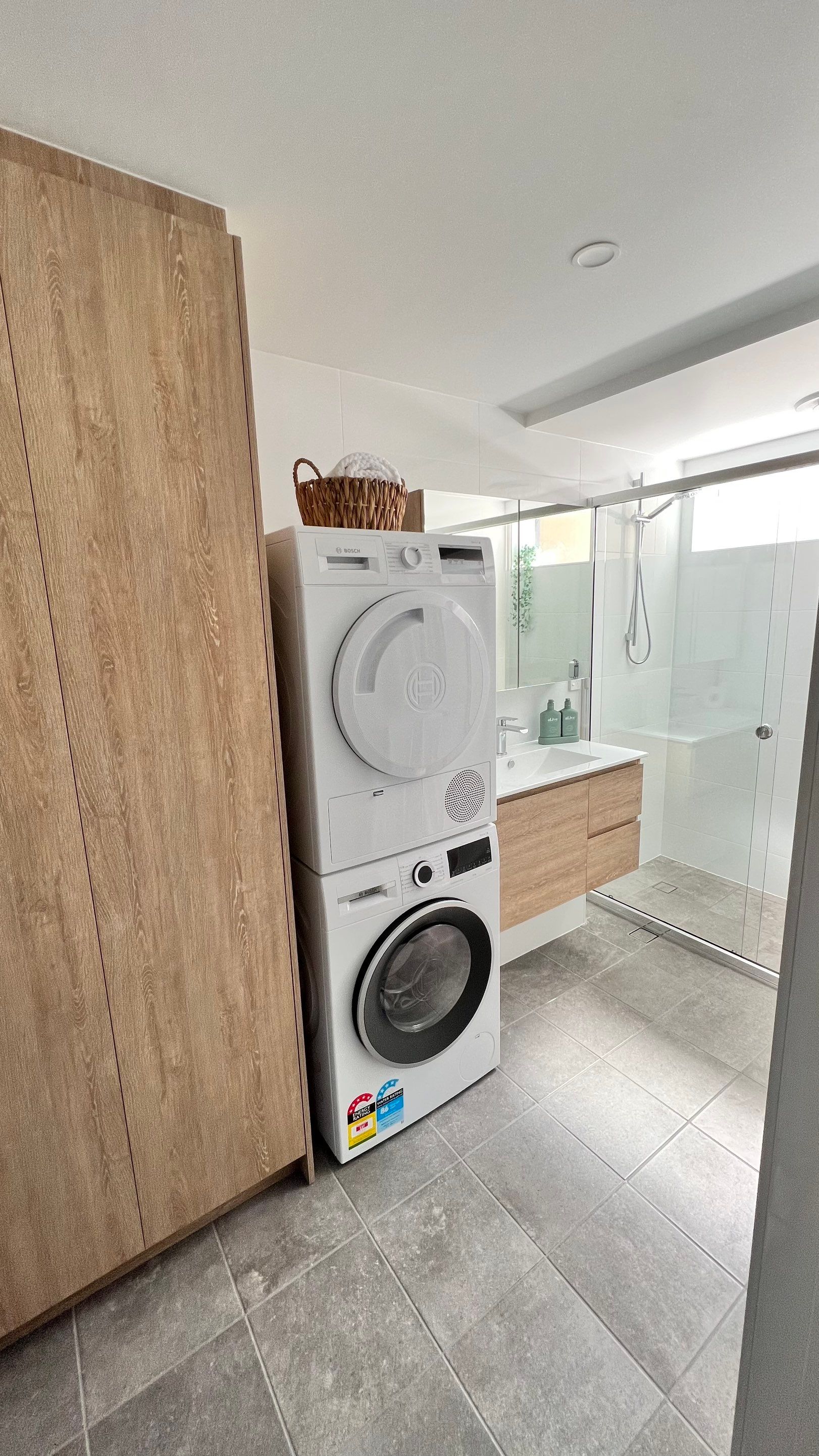 Bathroom/Laundry Renovation by Re-seal Bathrooms
