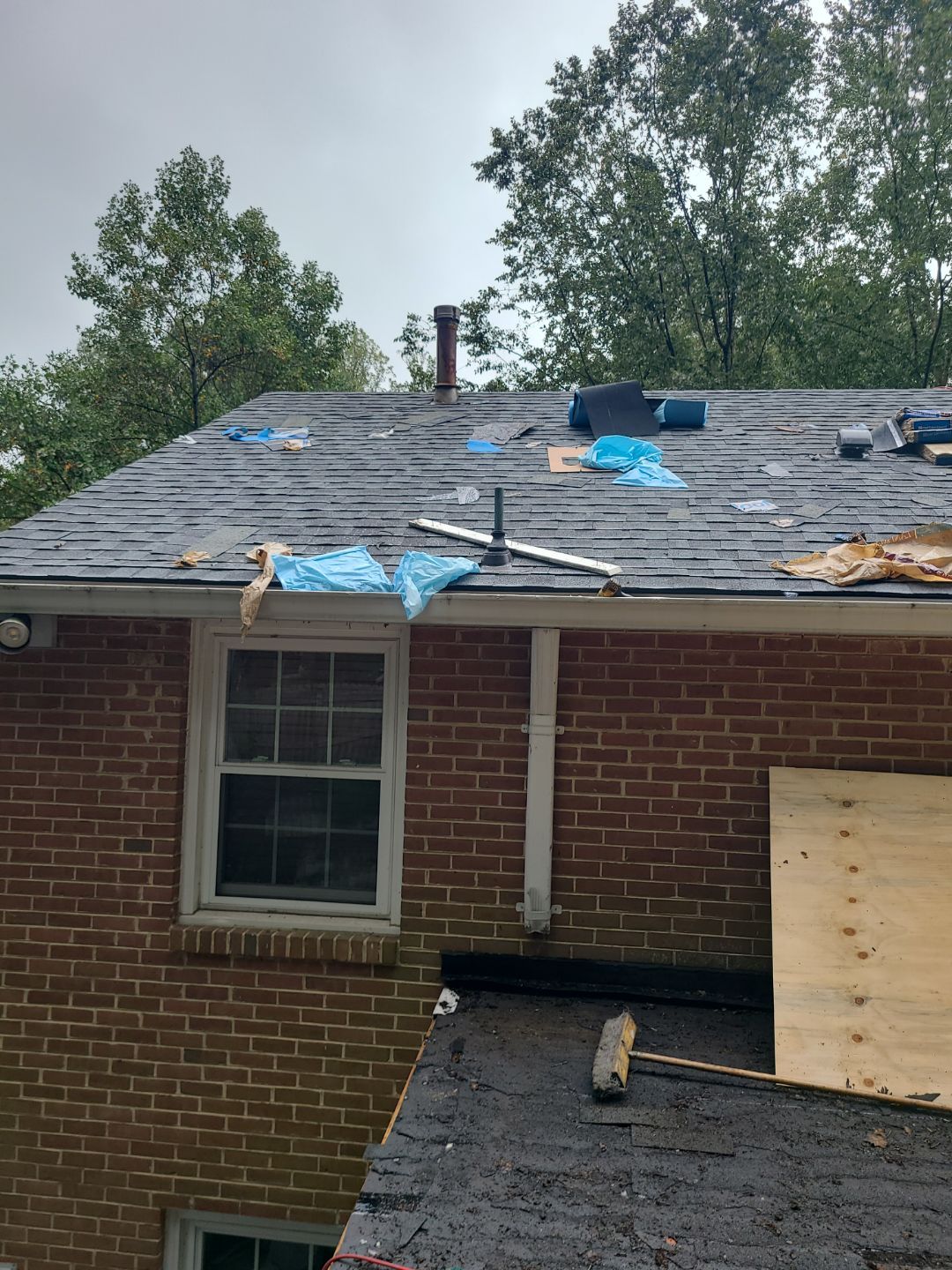 Annandale: Roof Replacement with CertainTeed Landmark Pro Designer Shingles in Max Def Pewter by RM Banning, Inc.