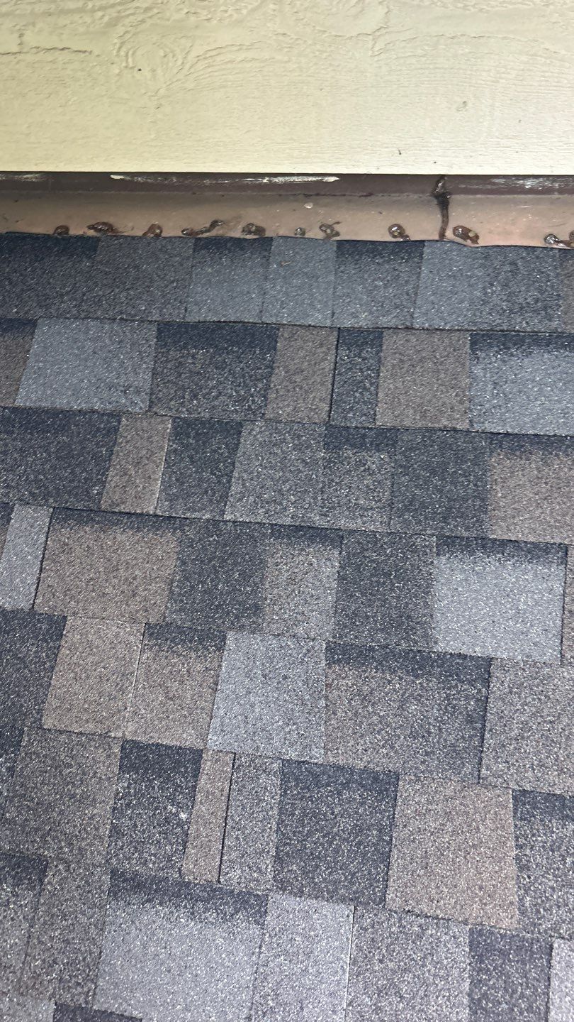 Williamsburg Gray - Owens Corning TruDefinition Duration by RoofsOnly.com