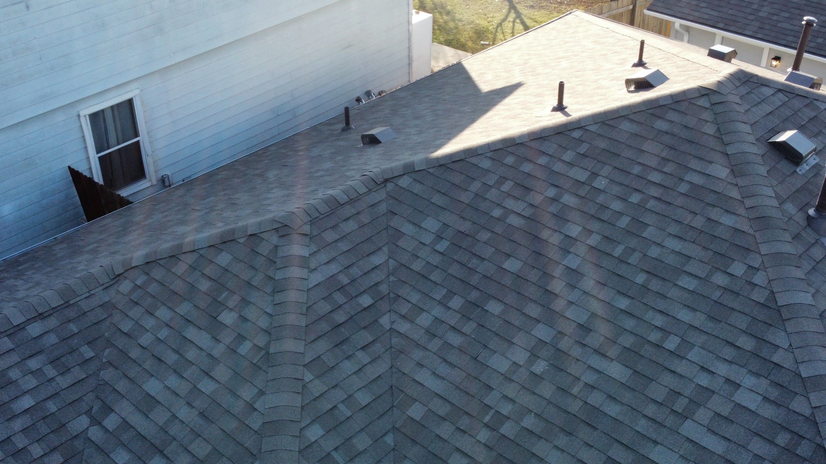Residential Roofing Installation using Owens Corning Oakridge by Kstylez Roofing & Construction
