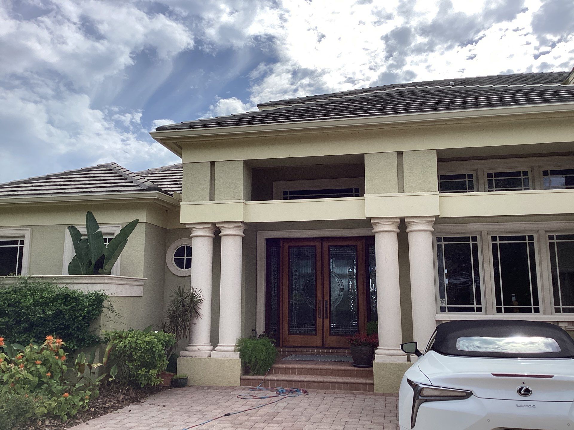 Gutter Project 7 inch seamless gutters using Cameo Gutters in Sarasota FL by Gutter Professors