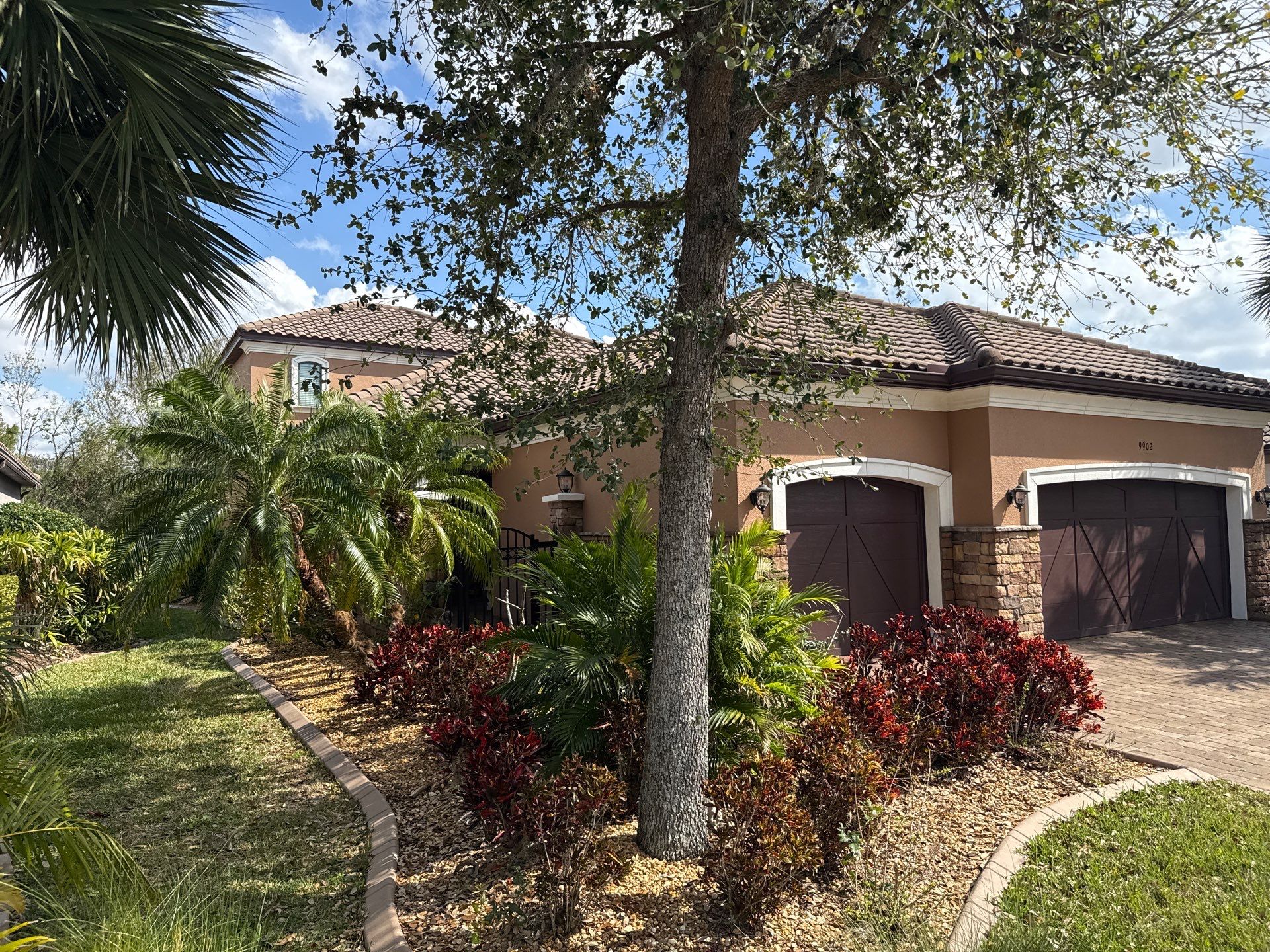Tile Roof & Pool Deck Cleaning in Artisan Lakes Esplanade, Palmetto, FL – Sunshine AquaWash by Sunshine AquaWash
