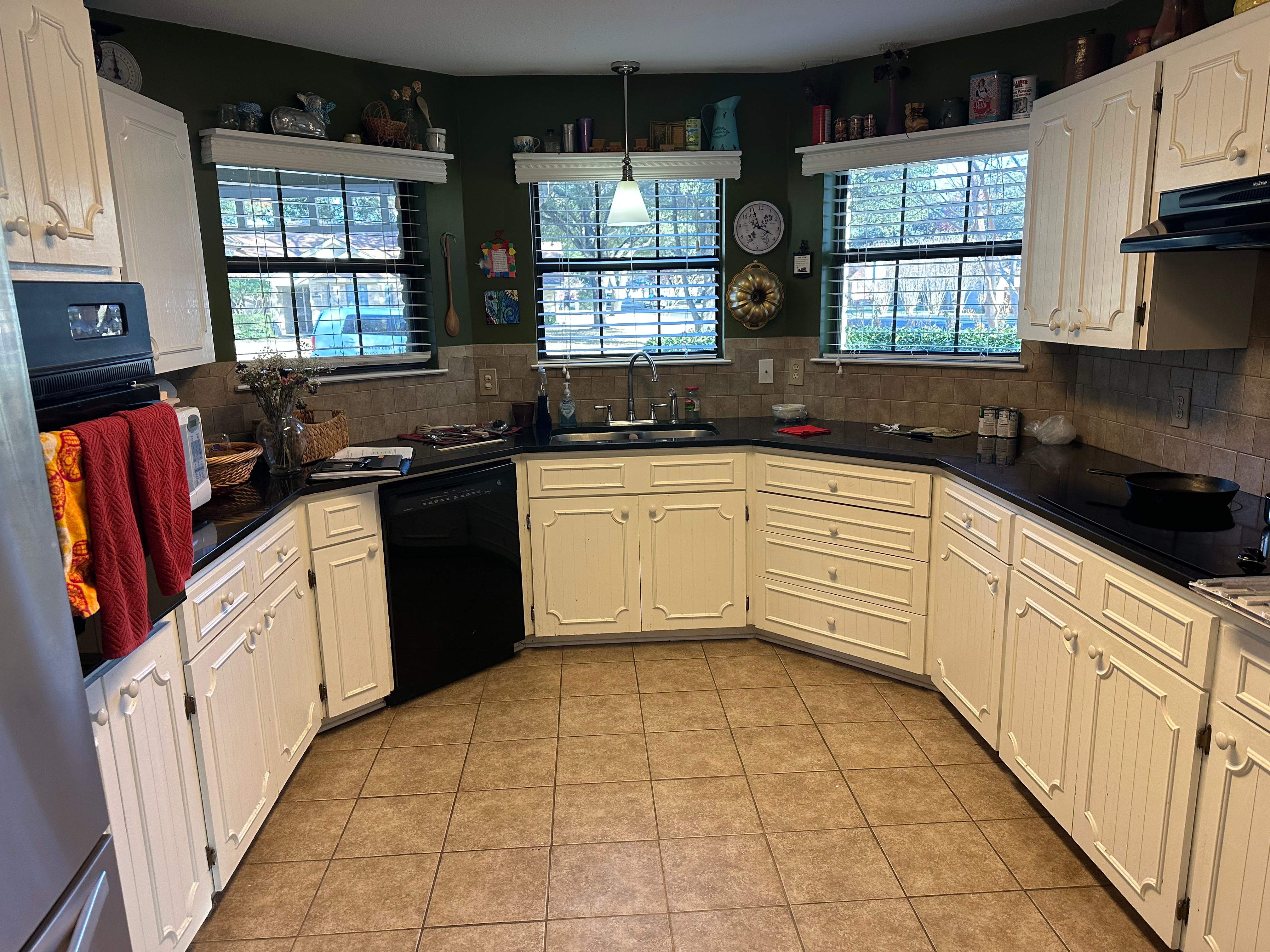 Fresh Kitchen Update in Seguin, TX by Legacy Bath and Kitchen 