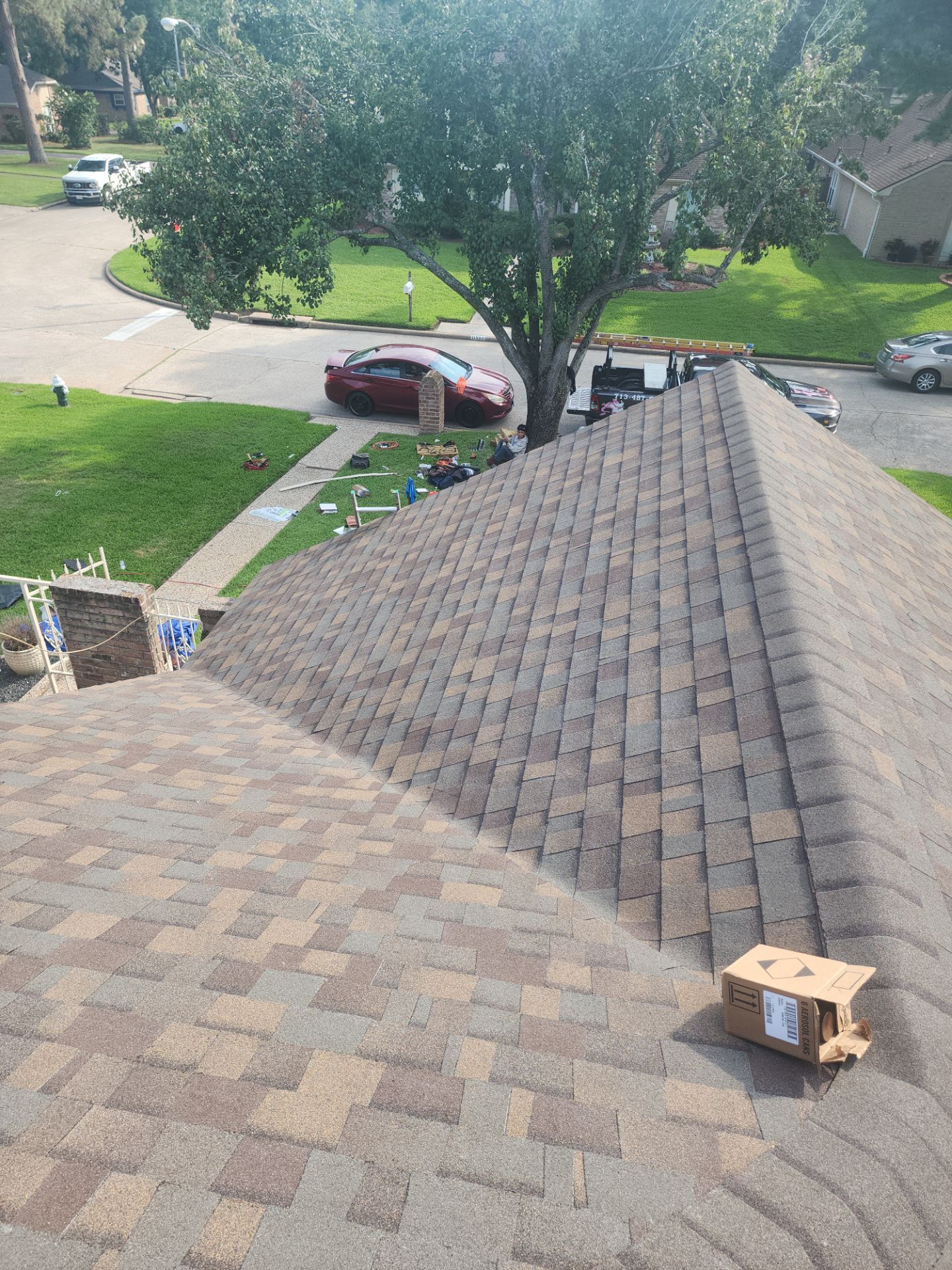 Residential Roofing Installation using Owen's Corning Duration (Lifetime) Shingles by Roof Repair Company