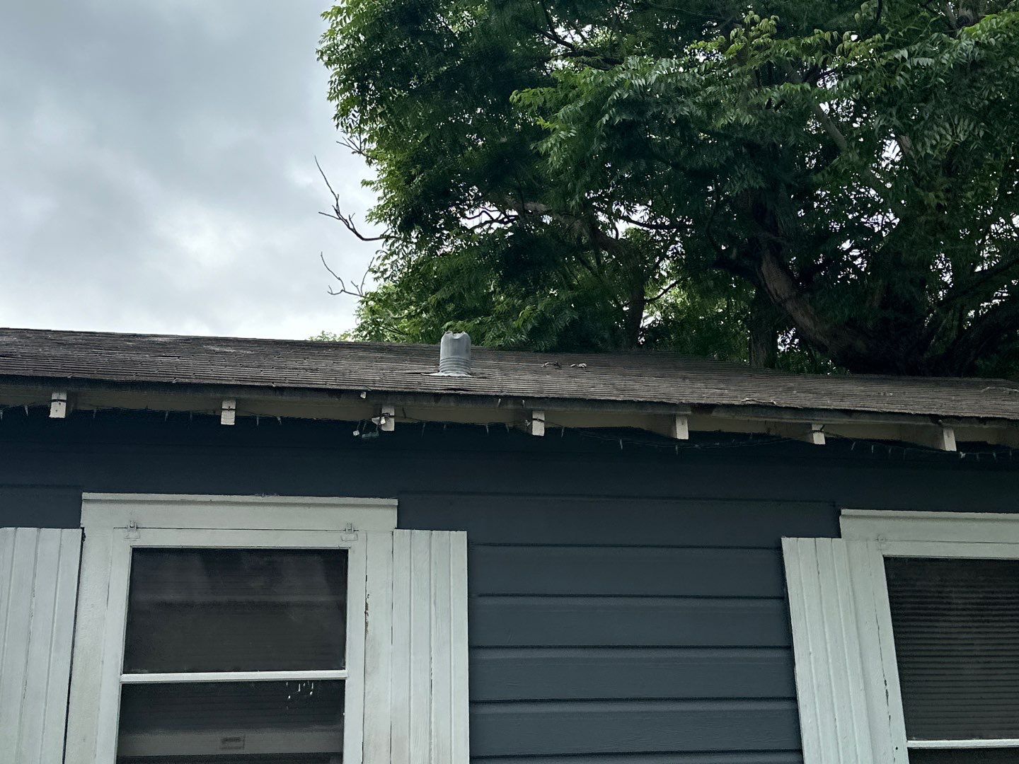 Residential Roofing Installation using Owens Corning Tru Defintion Estate Grey by Galvan Roofing and Construction