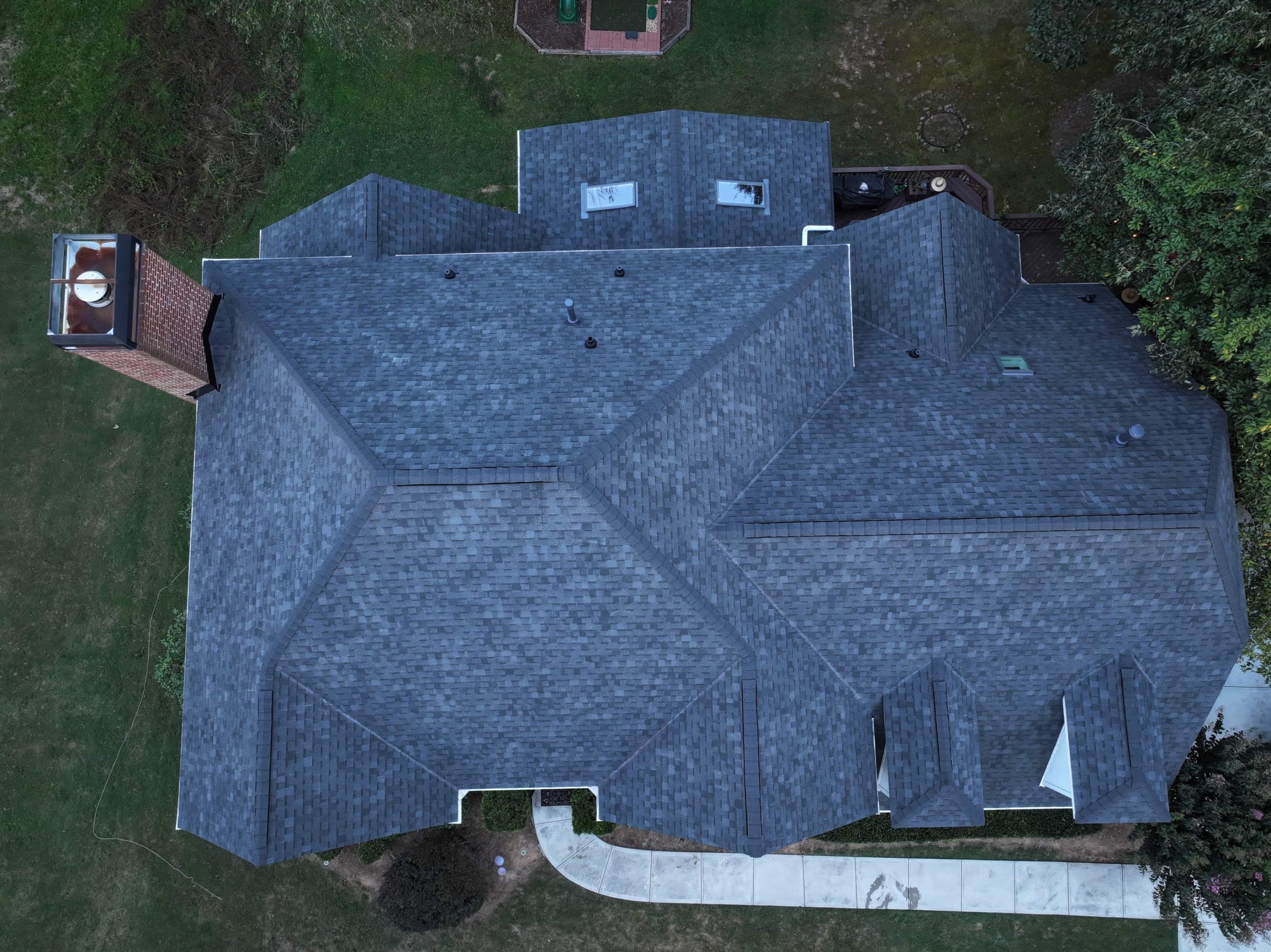 Atlas Pinnacle Pristine - Black Shadow by Douglas Construction 