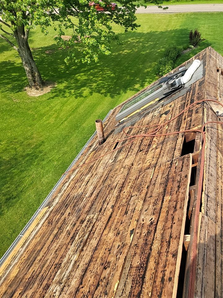 ATLAS PINNACLE COLOR: PEWTER by Eagle Eye Roofing