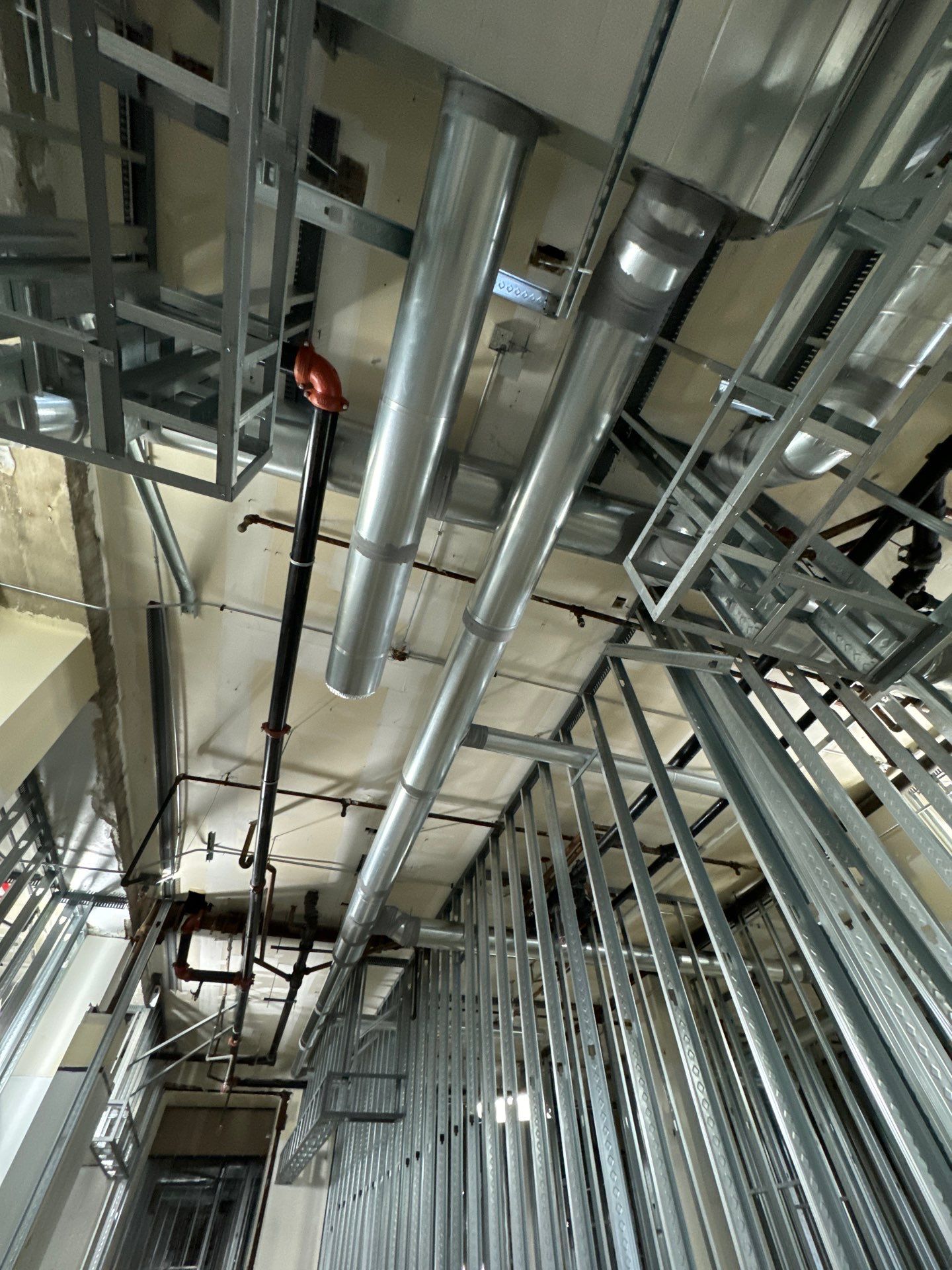 Commercial Duct Intallation by MMDS