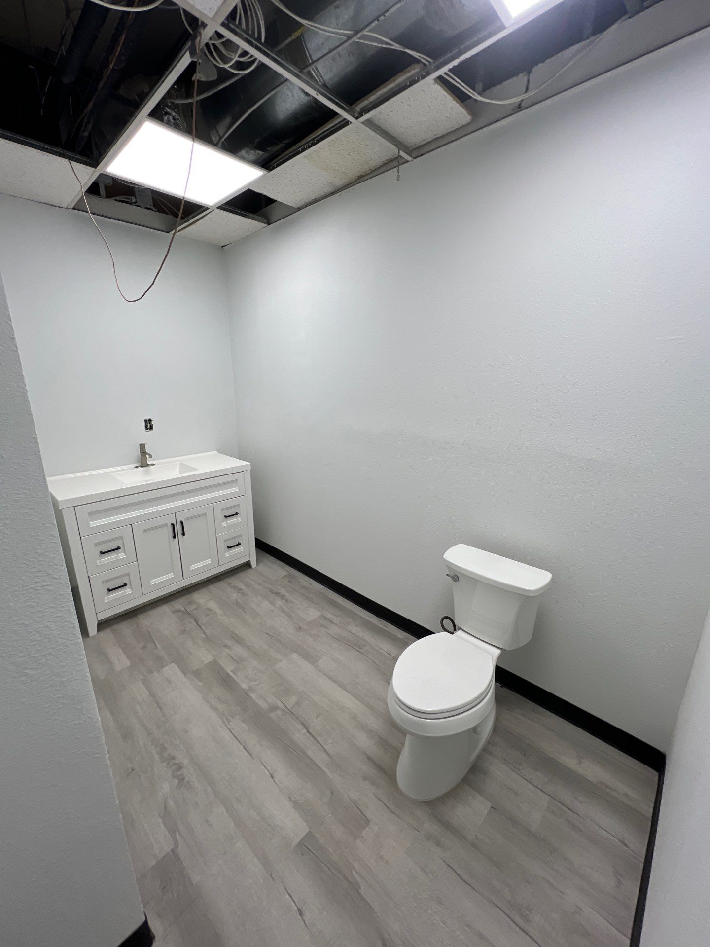 C-Store renovation at Dallas Life by EL-GC LLC 