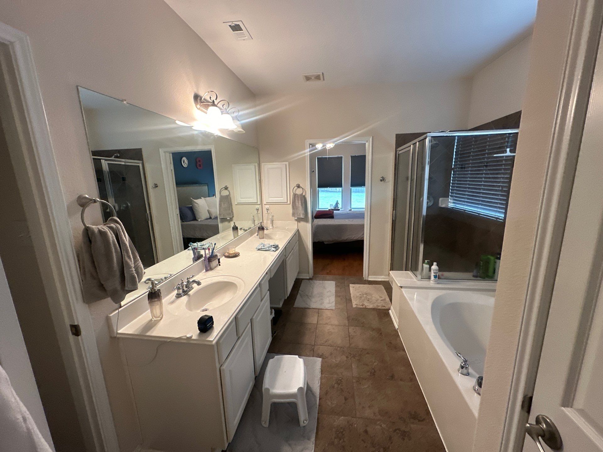 Bathroom and Ktichen Remodel in The Woodlands by SophAlx LLC