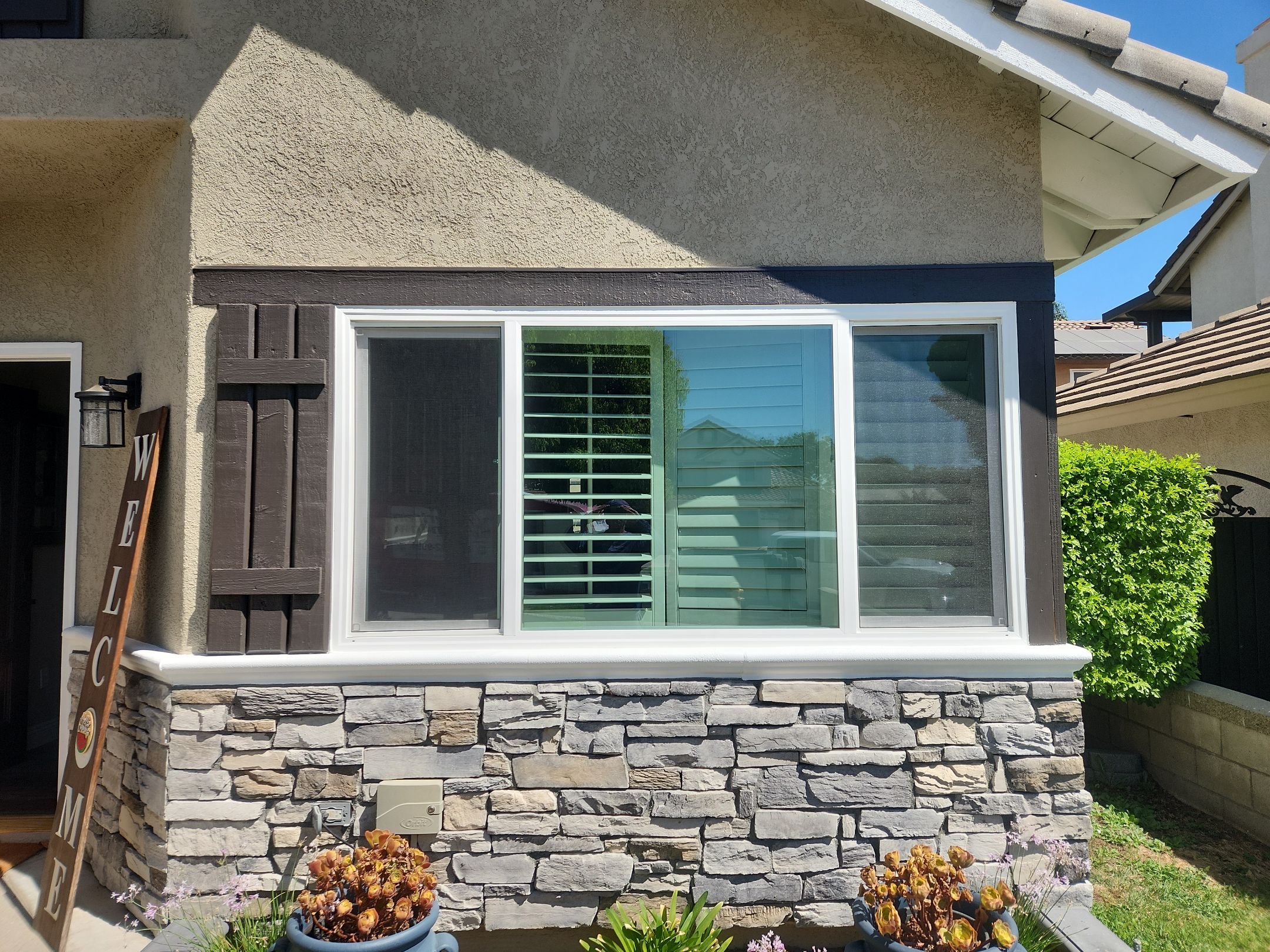 Window Installation using Milgard by American Window Company