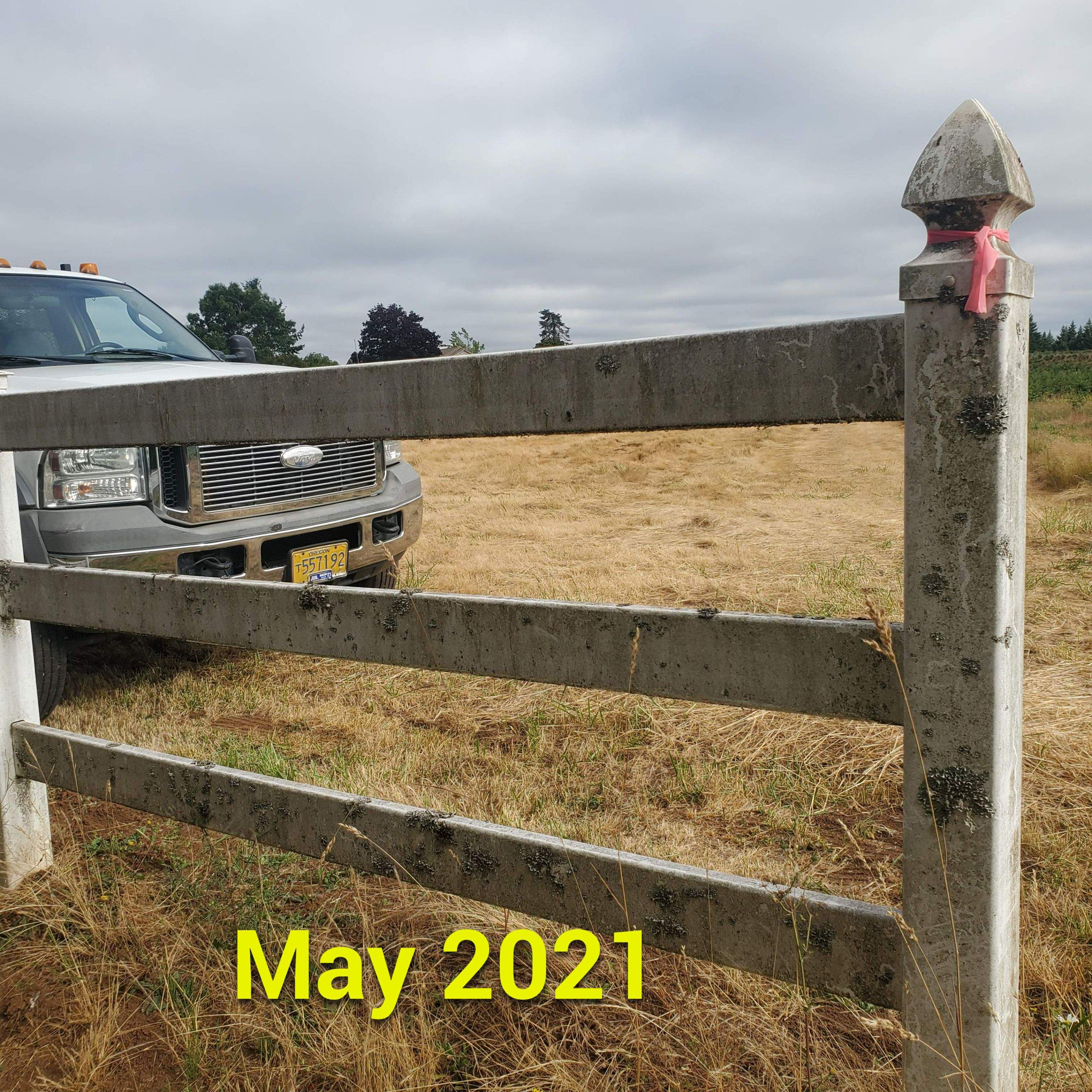 Vinyl Fence Wash using Surfactant by Willamette Outdoor Wash LLC