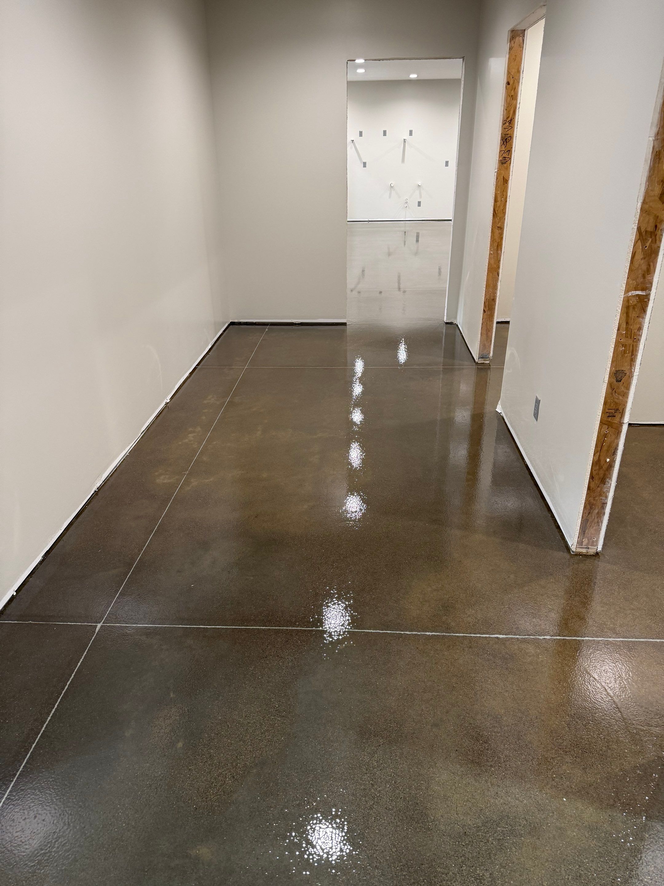 Industrial Concrete Polishing and Coating for Large Manufacturing Warehouse by Select Painting, Coatings & Garage Cabinets