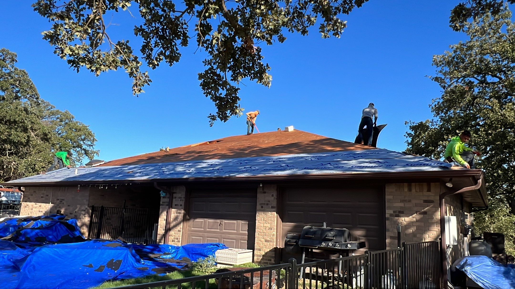 Residential Roofing Installation using ATLAS Pinnacle Pristine Shingles by Harvey Roofing & Construction