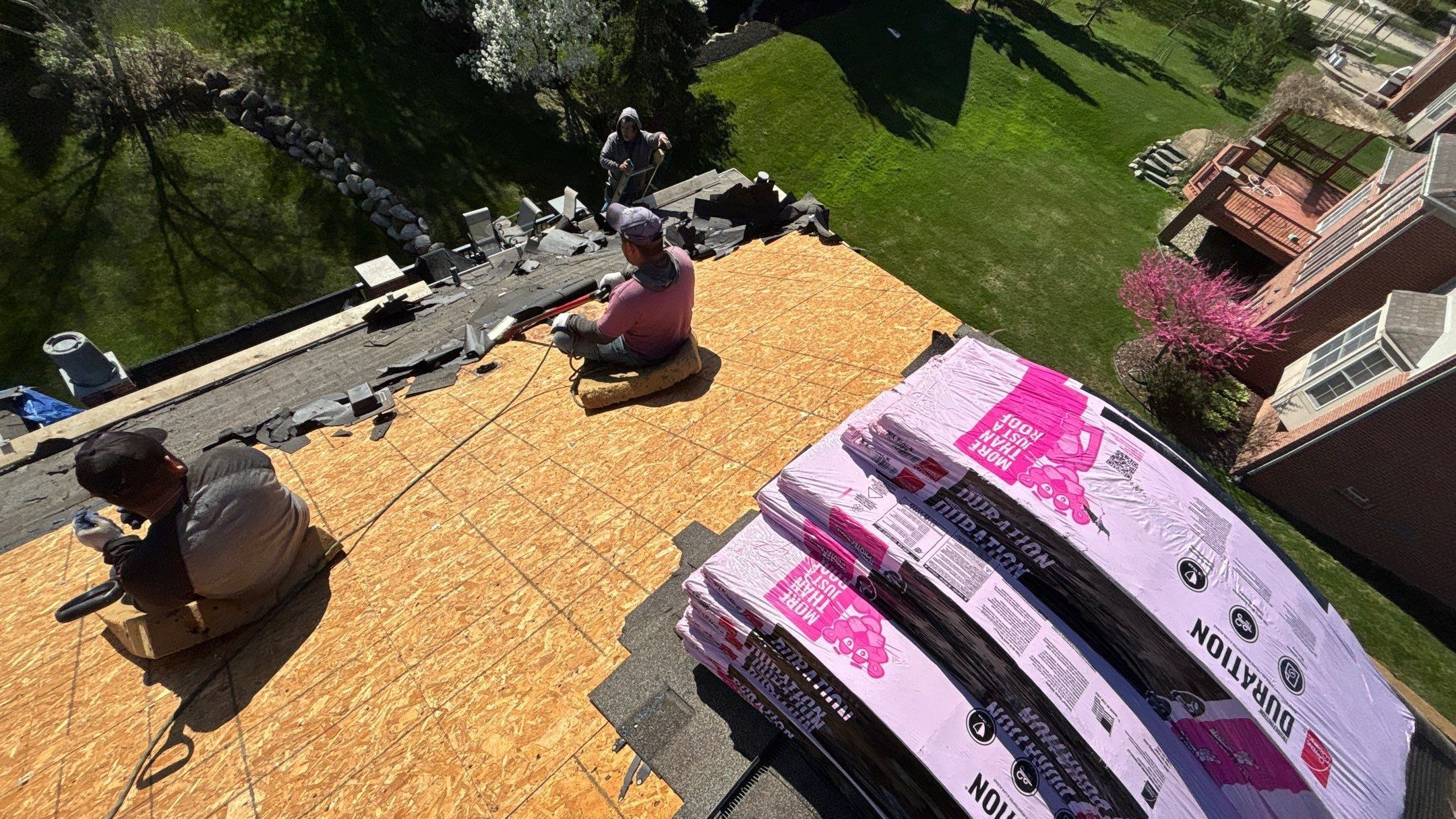 Roof Replacement using Owens Corning Onyx Black by 180 Contractors