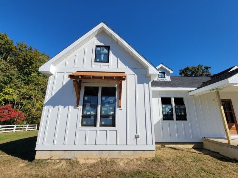 Siding Installation using JH Panel Smooth by ExteriorPros