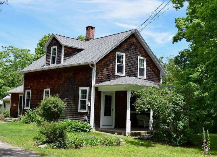 Colonial Slate Roofs by Pinnacle Roofing & Skylights