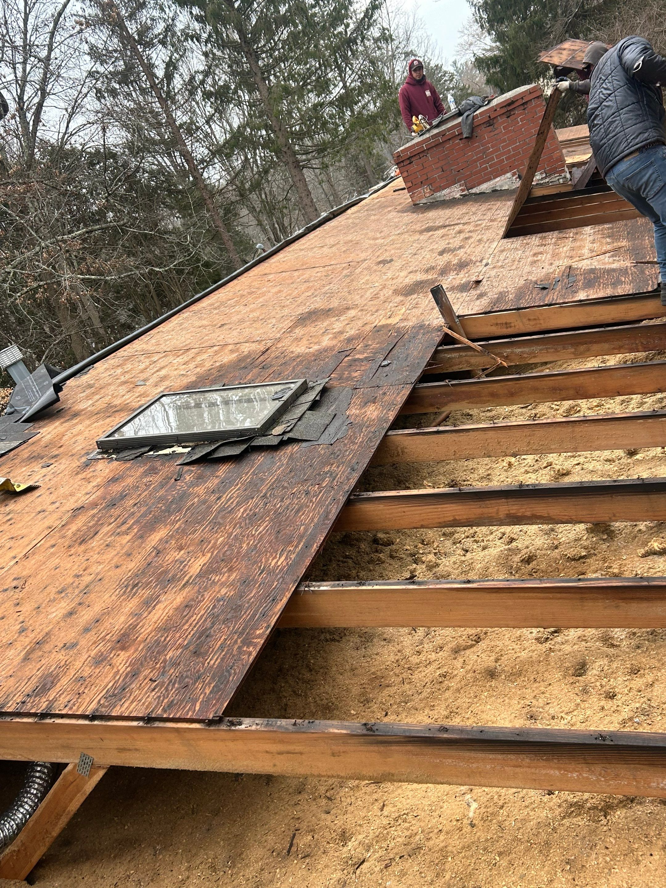 Residential Roofing Installation using Malarkey Vista AR Shingles (Black Oak) by Koontz Construction