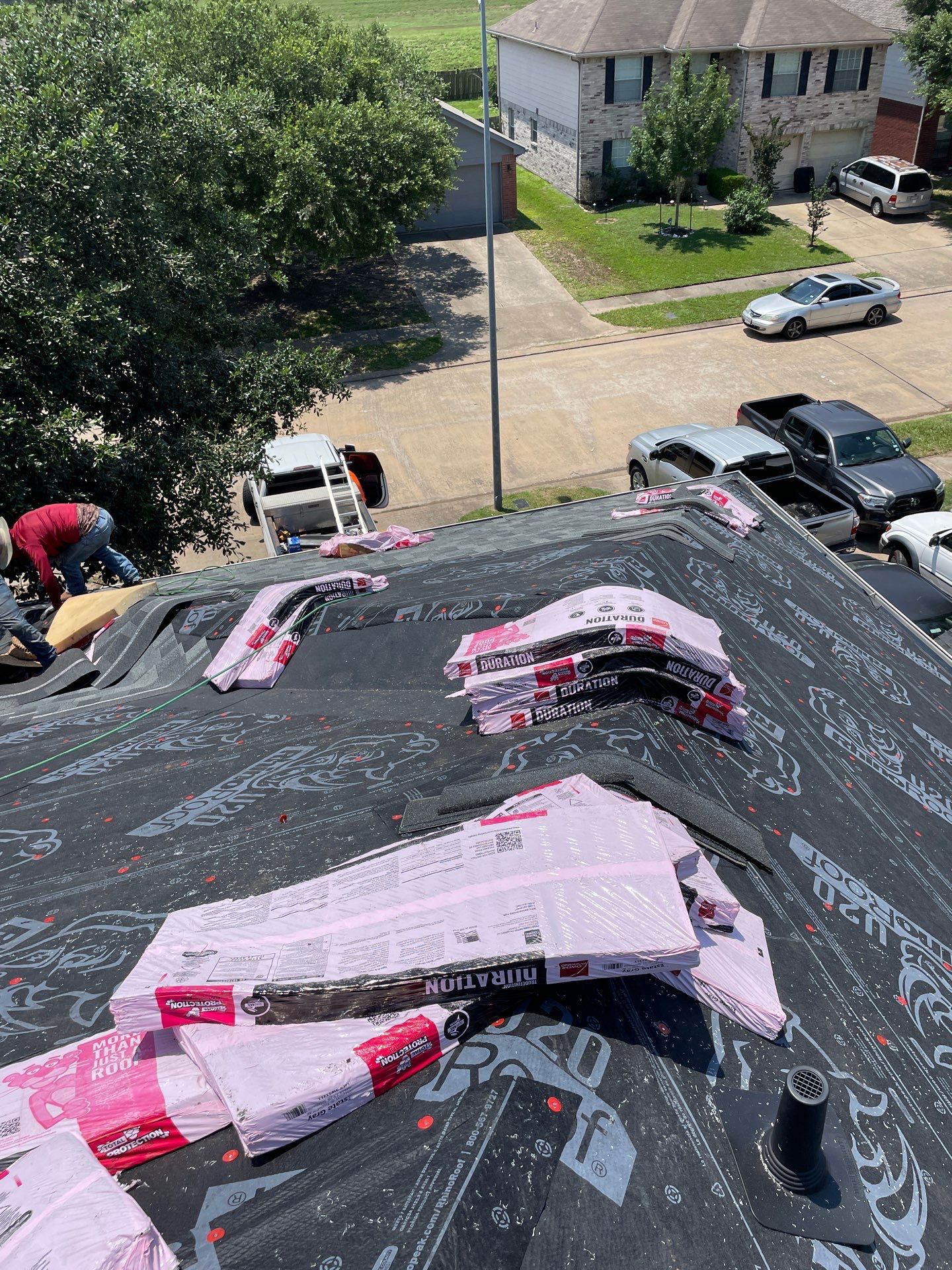 Residential Roofing Installation using Owen's Corning Duration (Lifetime) Shingles by Roof Repair Company