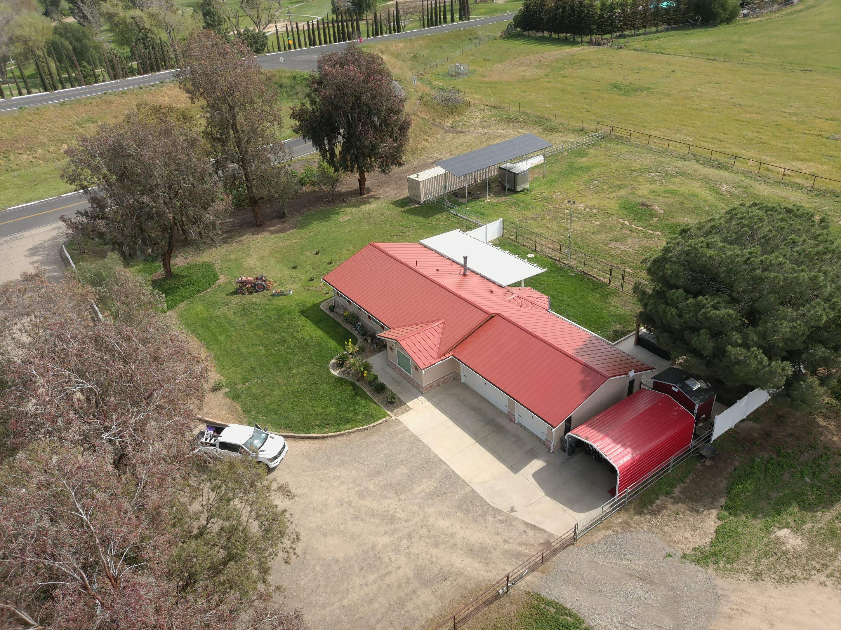 Metal Roofing by Straight Edge Roofing Inc