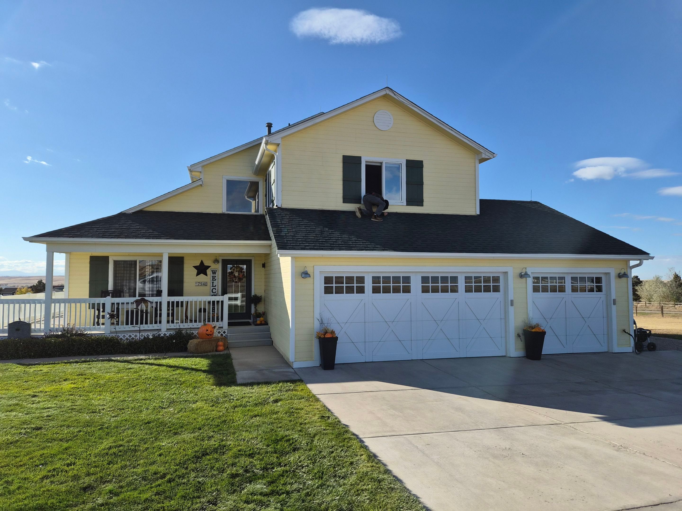 Time for a new look? Replace the Windows and Siding by 1st choice windows and siding