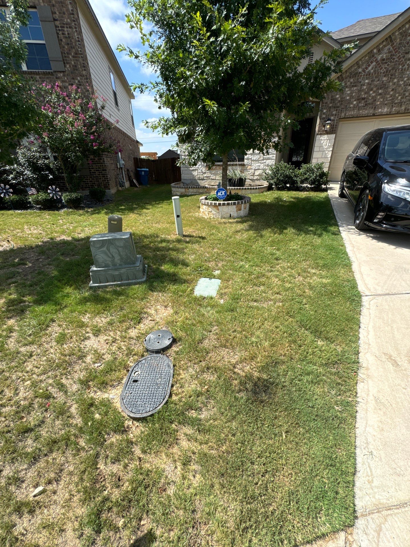 Wortham Oaks - San Antonio, TX by Hole In One Lawns, LLC