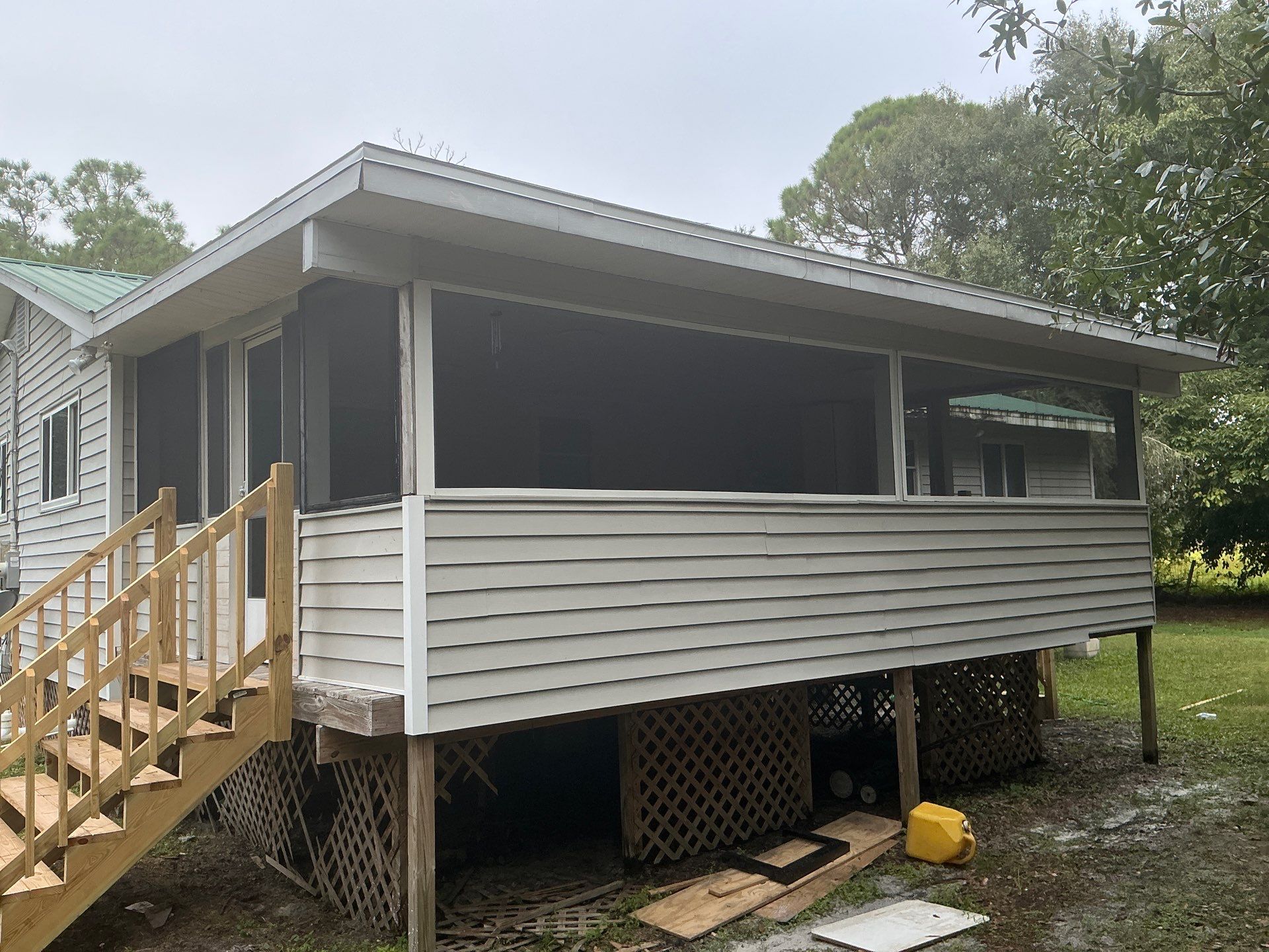 Seamless Aluminum Gutter Installation using 6 Inch Seamless Gutters in North Fort Myers FL by Gutter Professors
