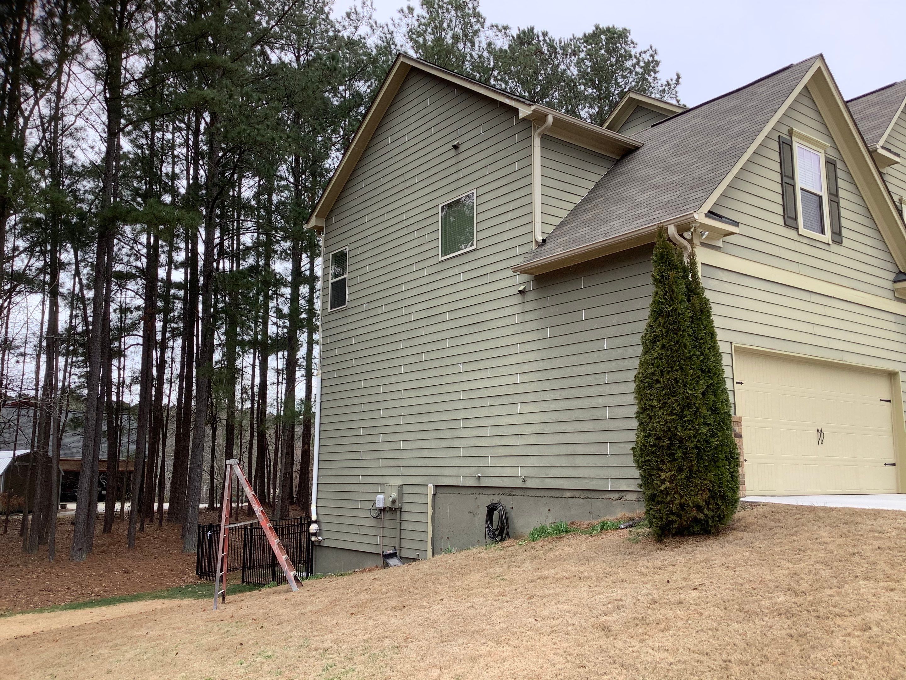 Complete Exterior Home Painting and Siding Refresh in Powder Springs by Swift Home Renovations