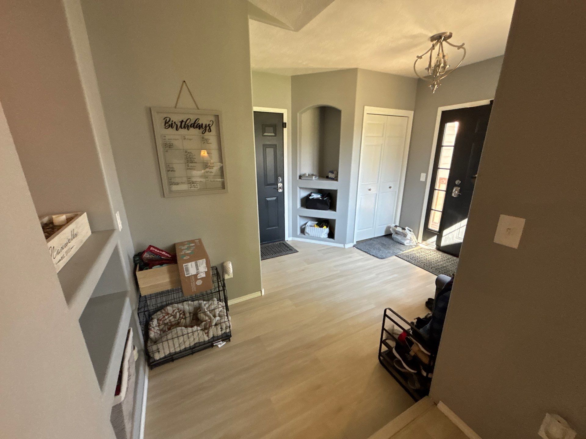 Sioux Falls Interior Painting and Luxury Vinyl Plank Flooring Installation by Select Painting, Coatings & Garage Cabinets