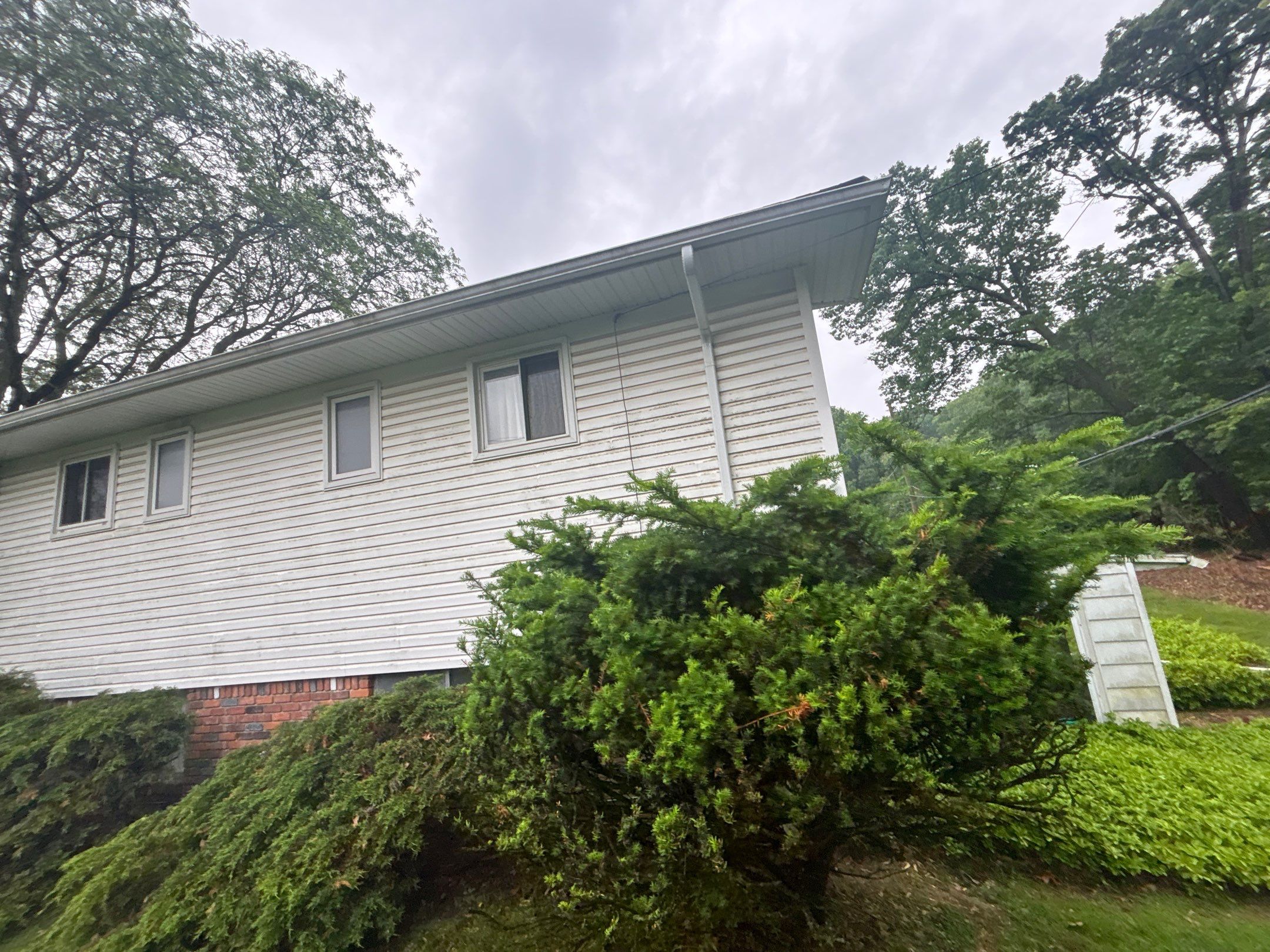 Roof Replacement using Owens Corning Estate Gray by 180 Contractors