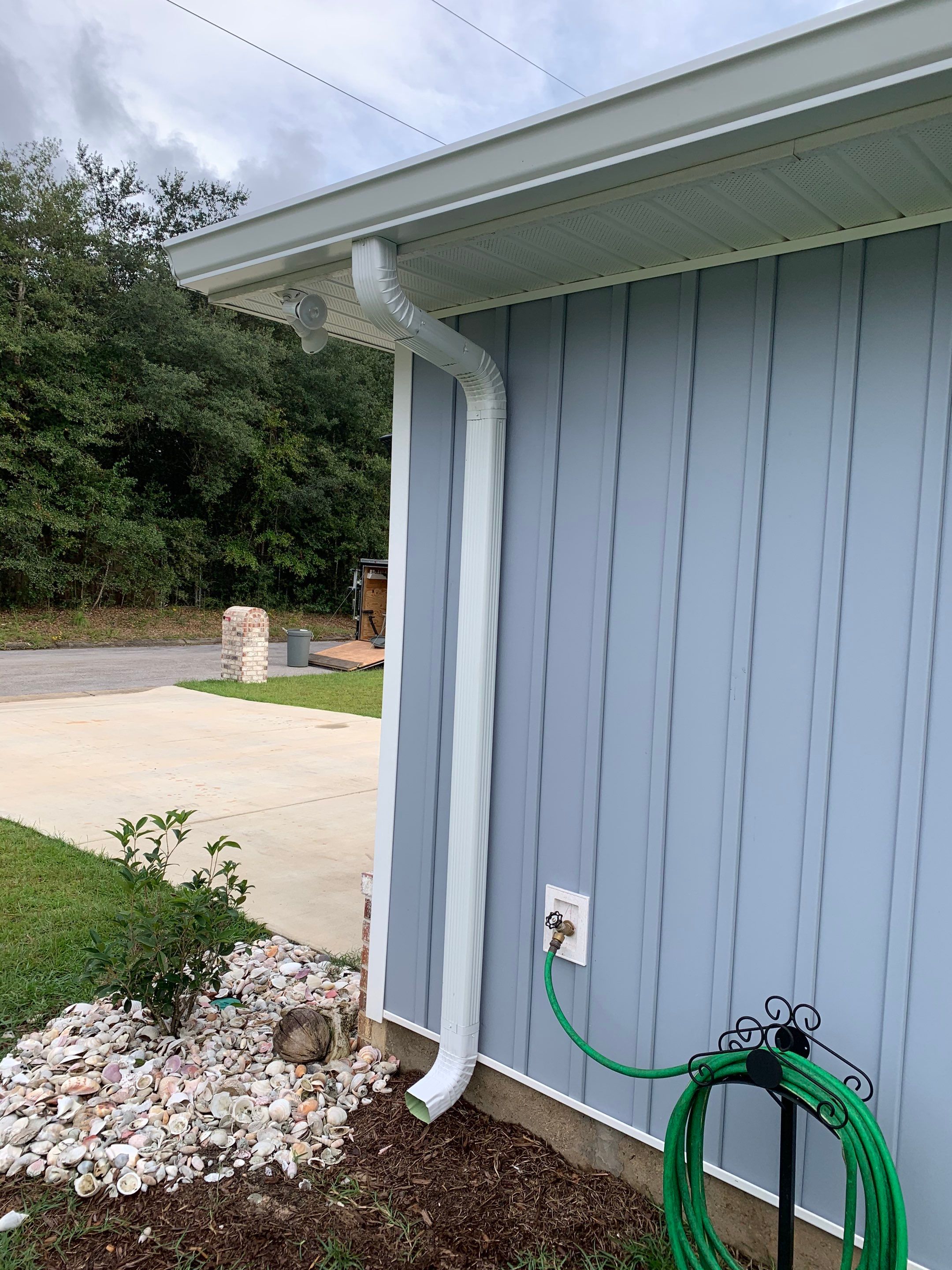 K-Style Seamless Gutter Installation using 6 Inch Seamless Gutters in Milton FL by Gutter Professors