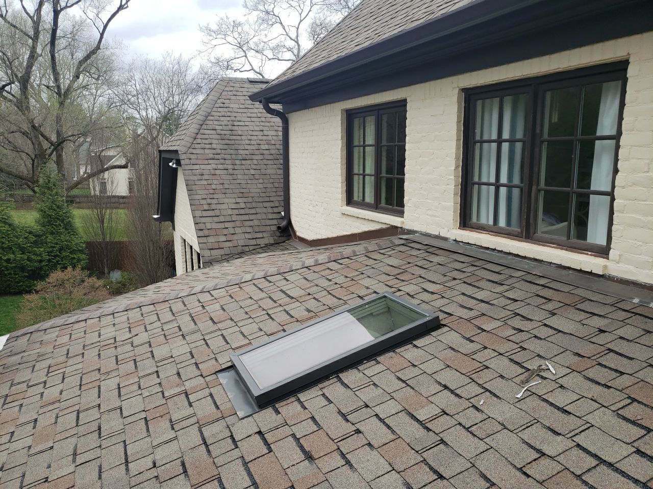Presidential Shake Install by Paragon Roofing