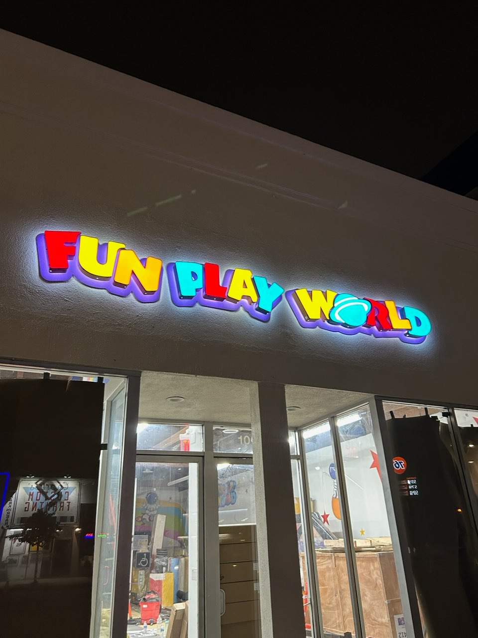 Project in Los Angeles by Golden State Signs