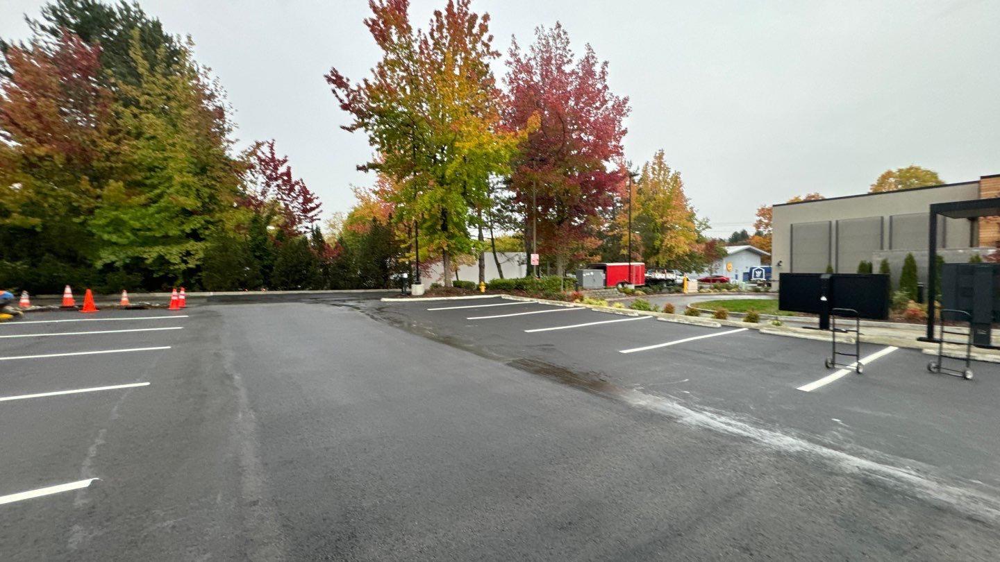 Colliers - Woodinville New Asphalt Parking Lot by Jireh Asphalt & Concrete Inc 