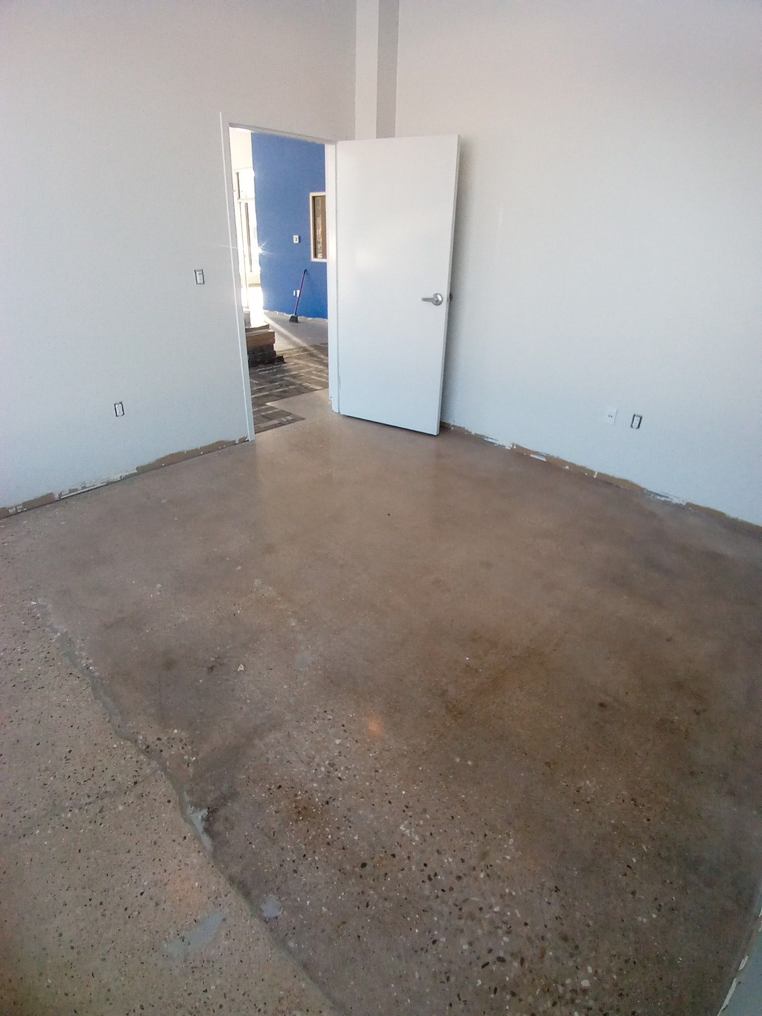 Commercial clean outs by Lance Property Preservation