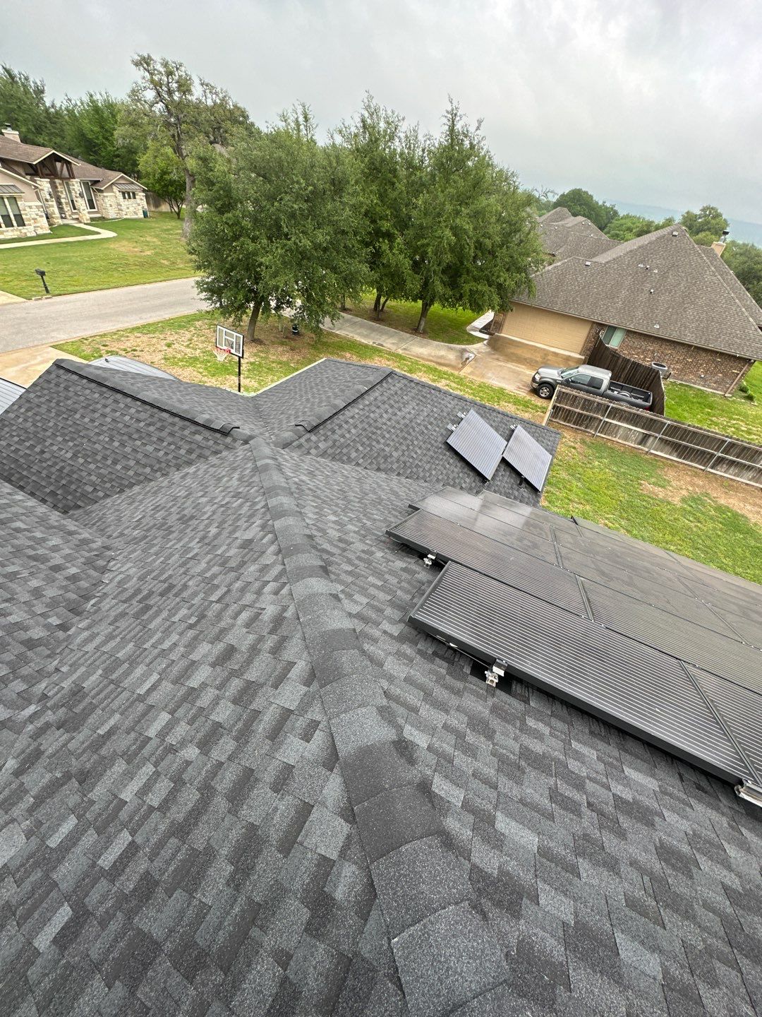 GAF HDZ - Charcoal by Elite Roofing LLC