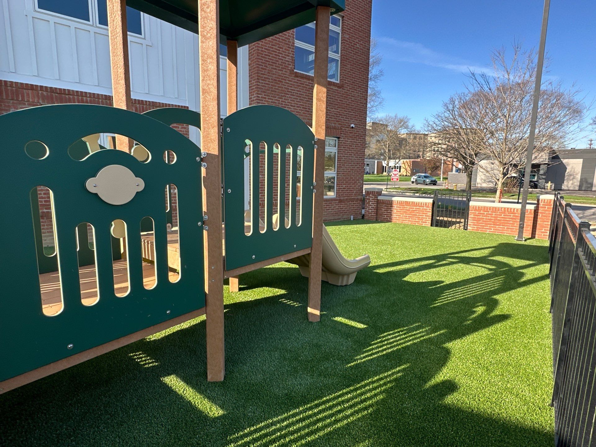 Barrington Daycare in Upper Arlington, OH by Southwest Greens Midwest