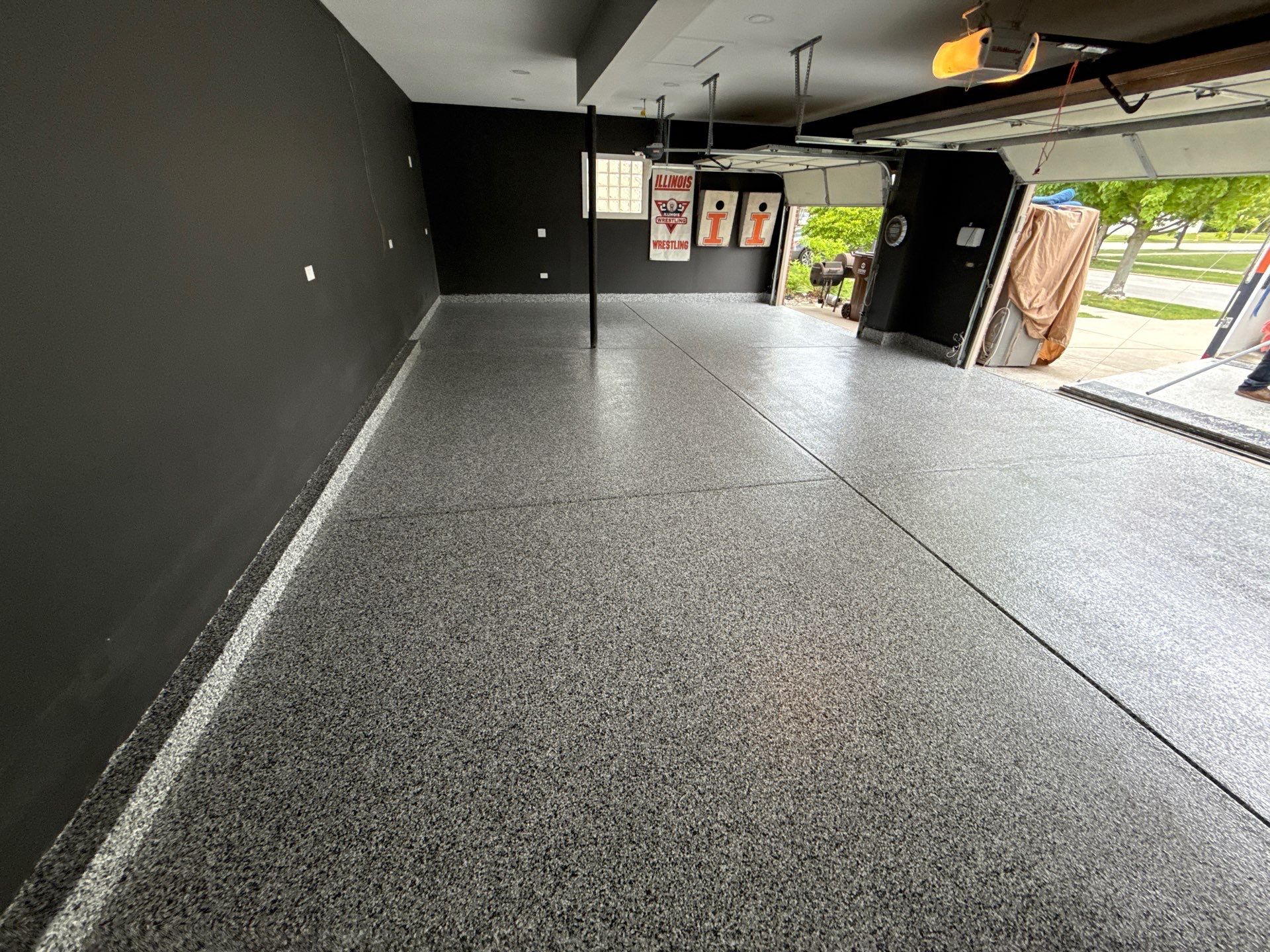 Domino Garage Floor Coating by Level 10 Coatings