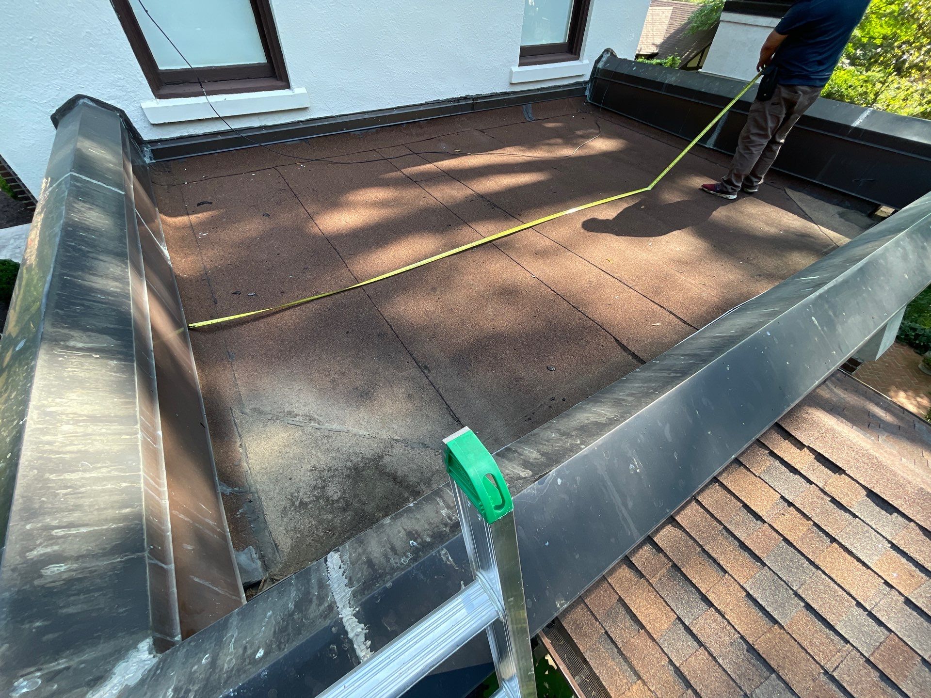 Midtown Memphis Residential Roof Replacement Featuring Asphalt Shingles and Flat Roof Membrane by Revival Roofing Services