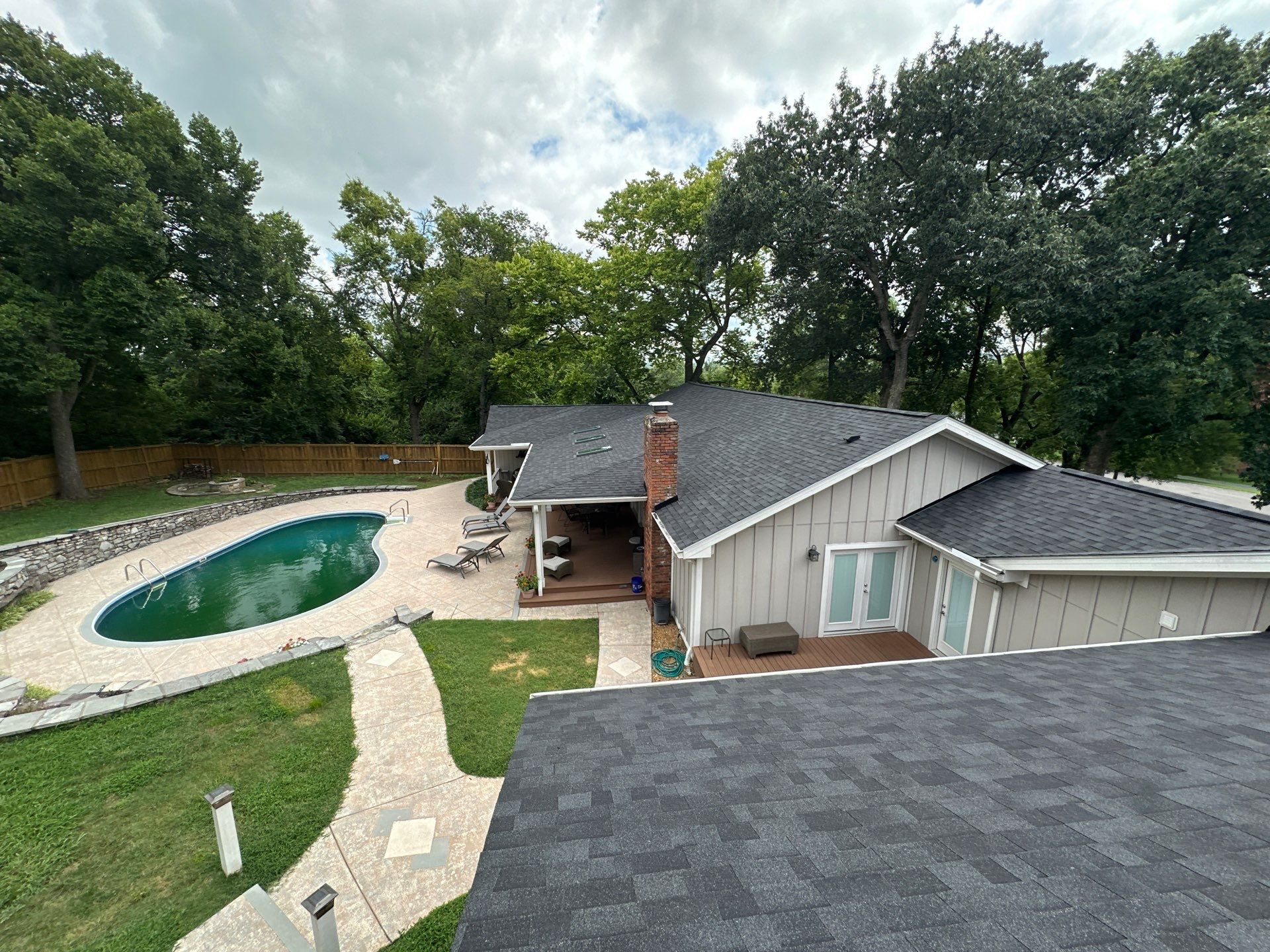 Malarkey Vista Shingles in Brilliant Black by Undersun Roofing